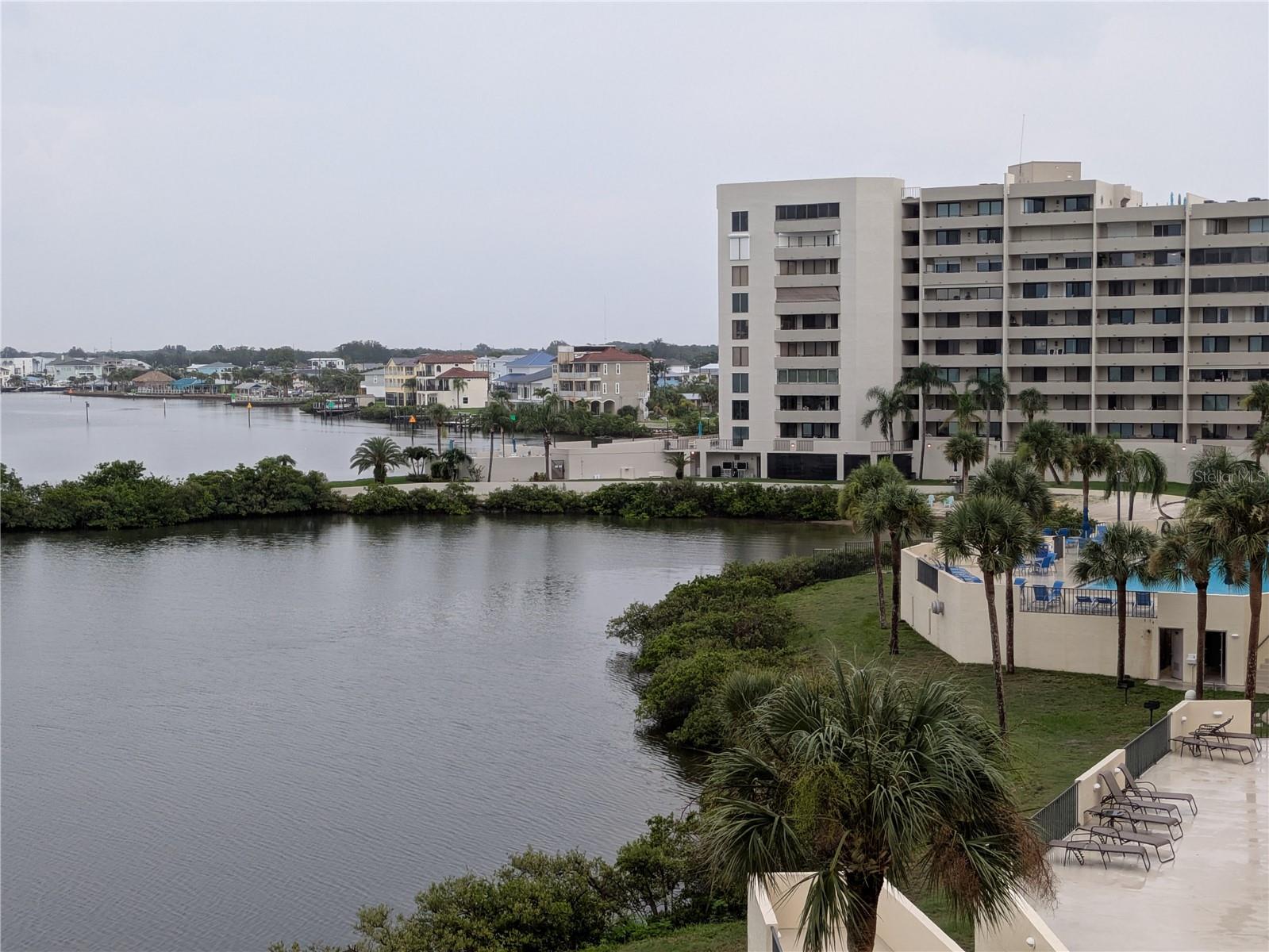 5915 Sea Ranch Dr #404, Hudson