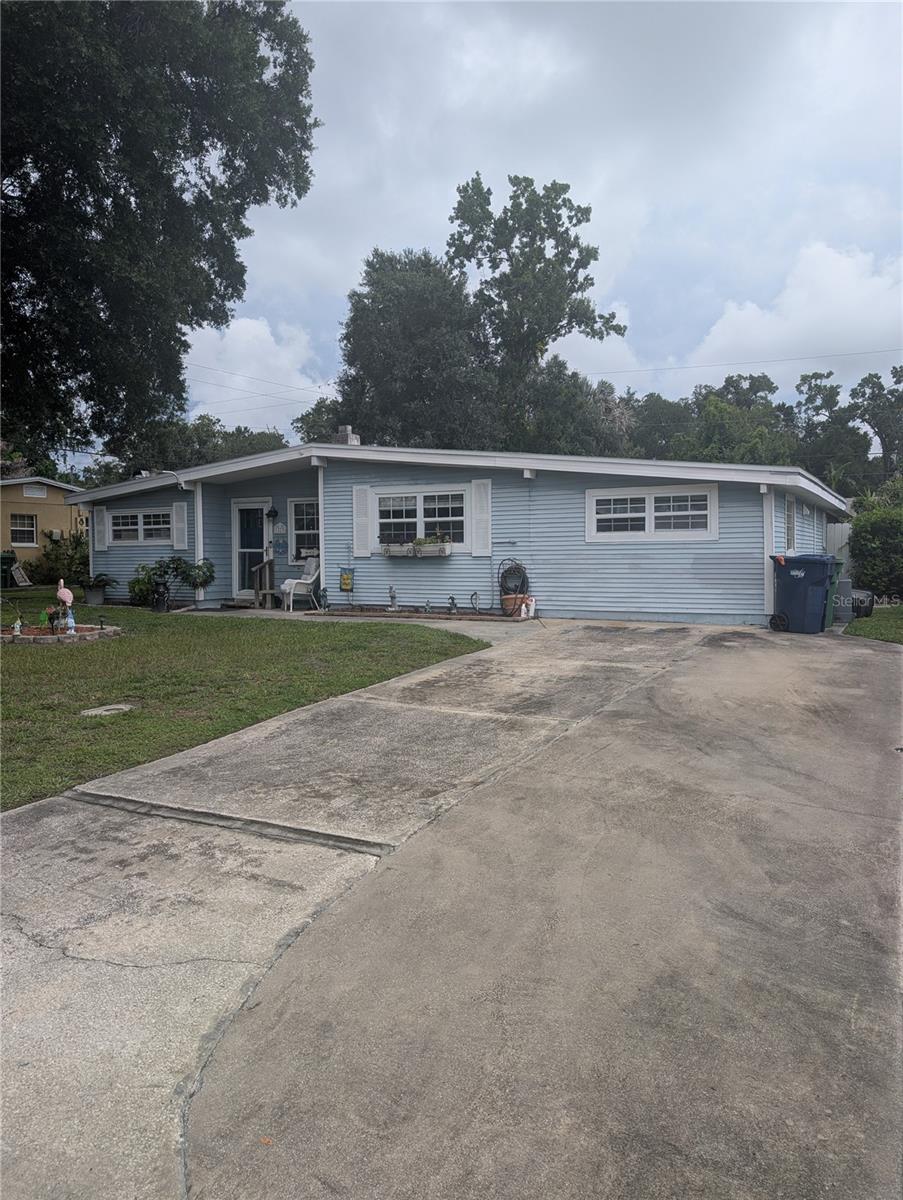 1529 W River Ln, Tampa