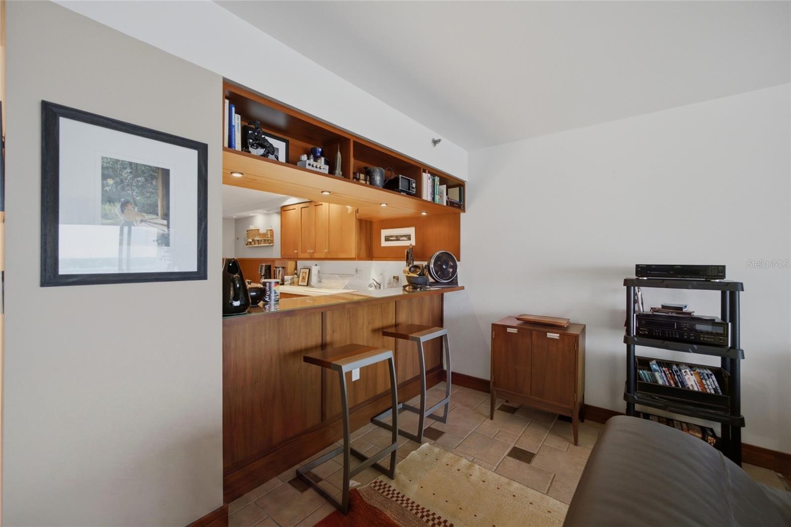 2 ADALIA AVE #1004