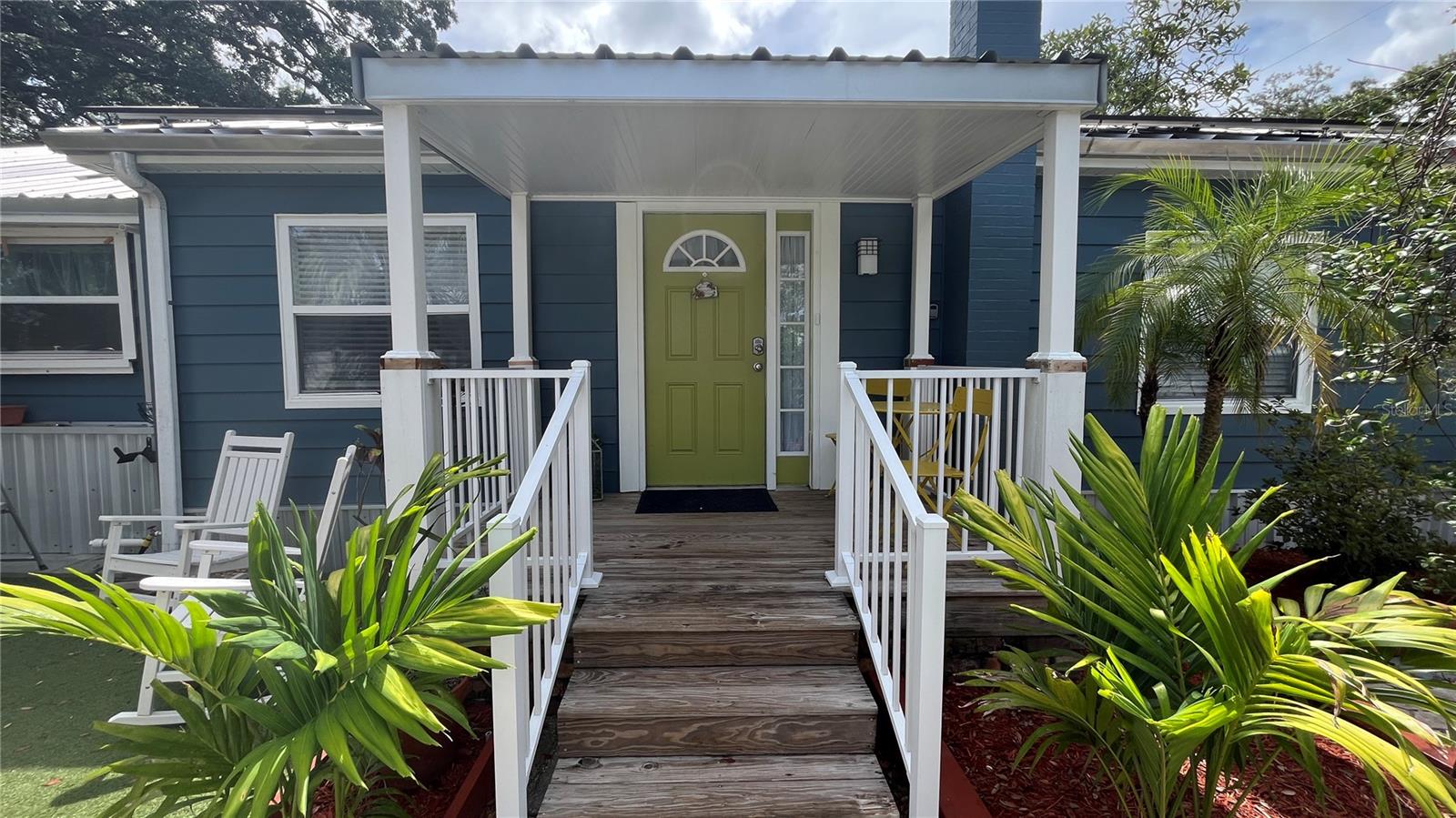 2301 W Idlewild Ave, Tampa