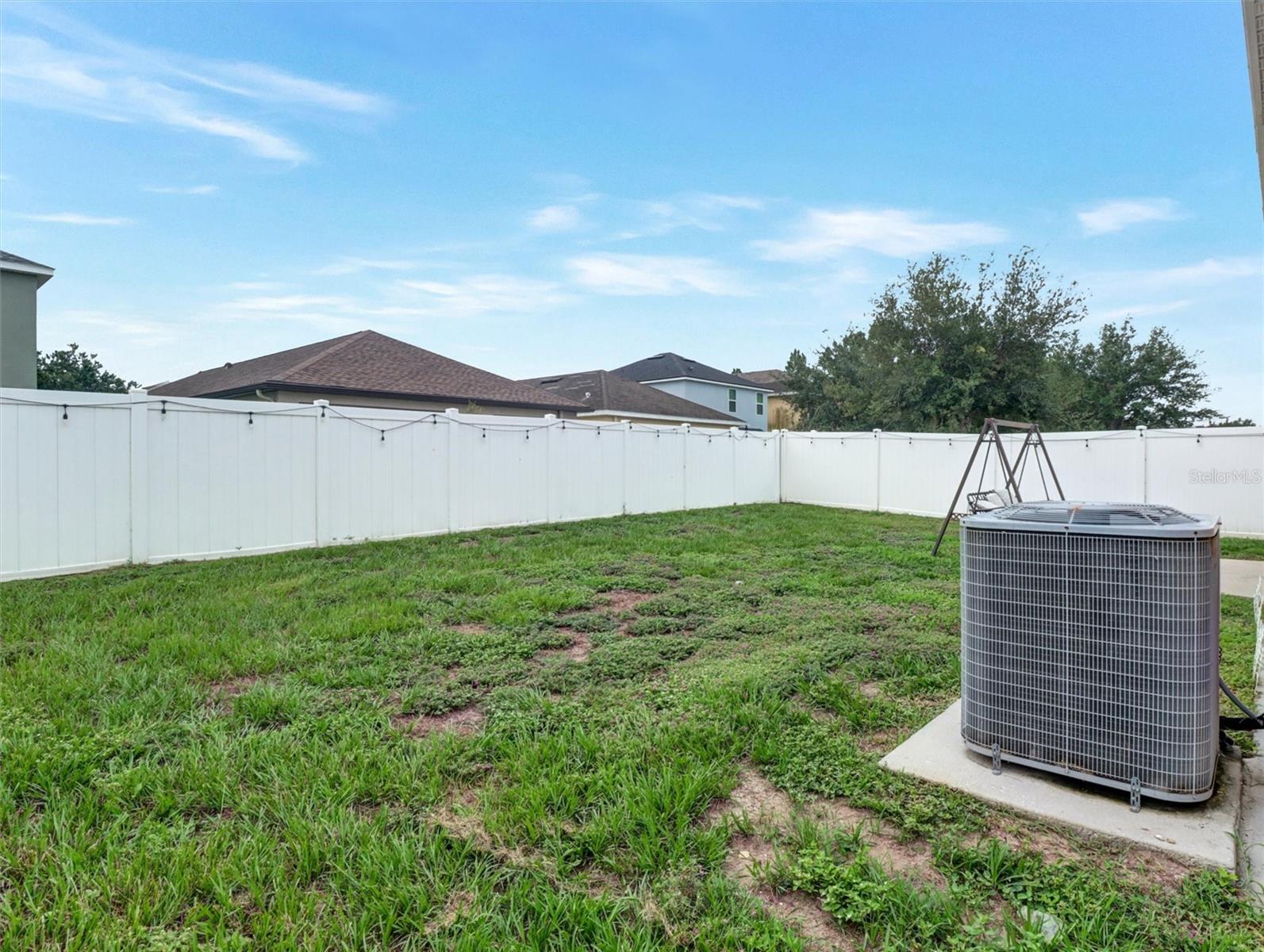 10408 WHISPERING HAMMOCK DR