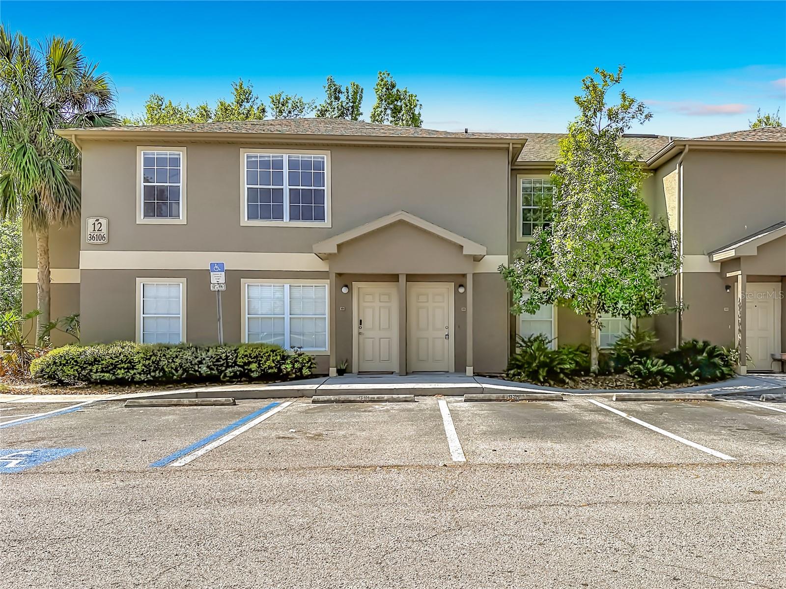 36106 LAKE CHASE BLVD #Unit 201, Zephyrhills