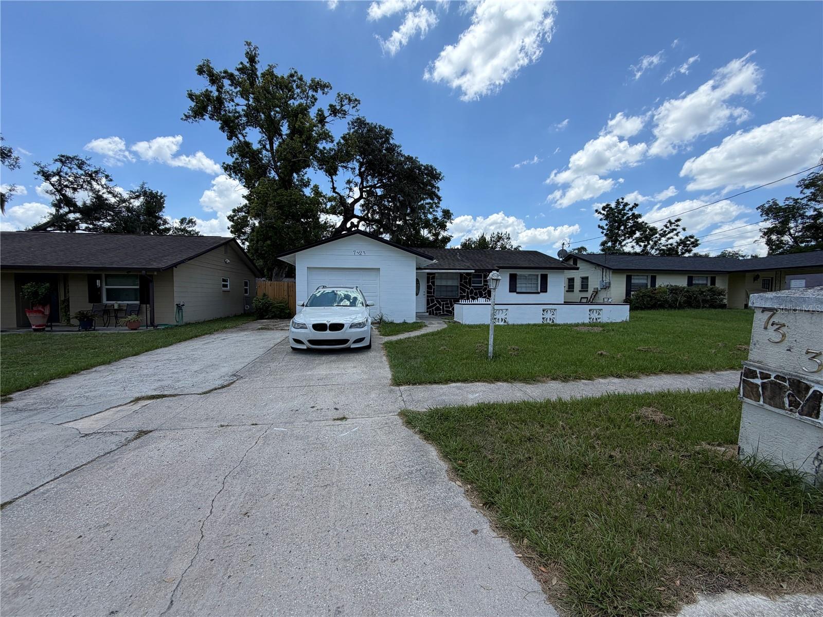 7323 Ponderosa Dr, Tampa