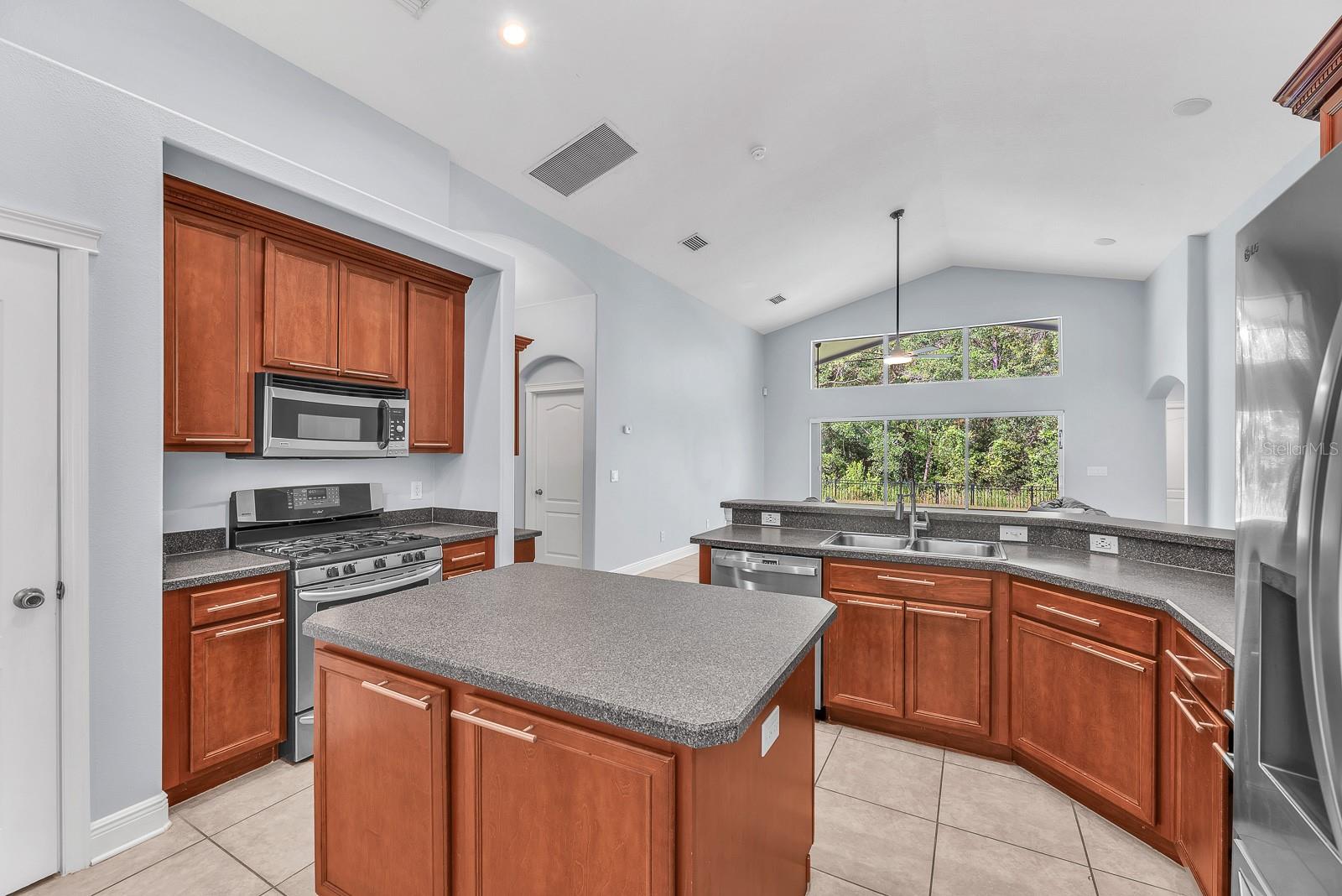 16405 BRIDGEWALK DR