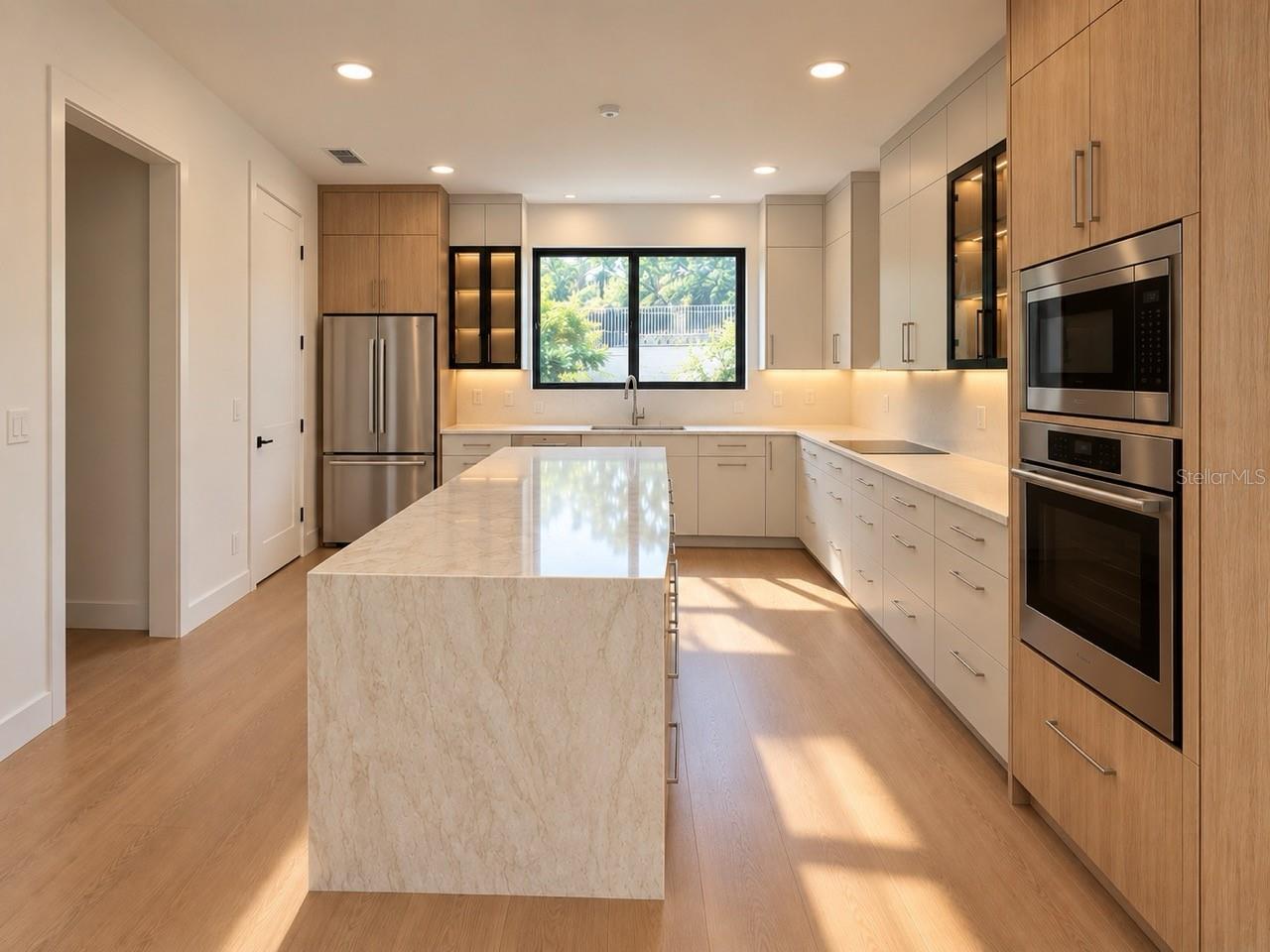 2117 N OLA AVE #3