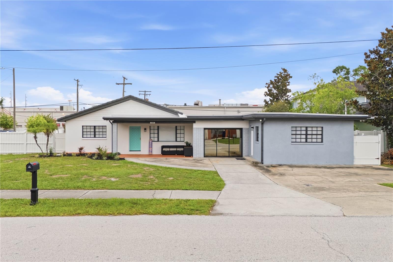 2607 W Crest Ave, Tampa
