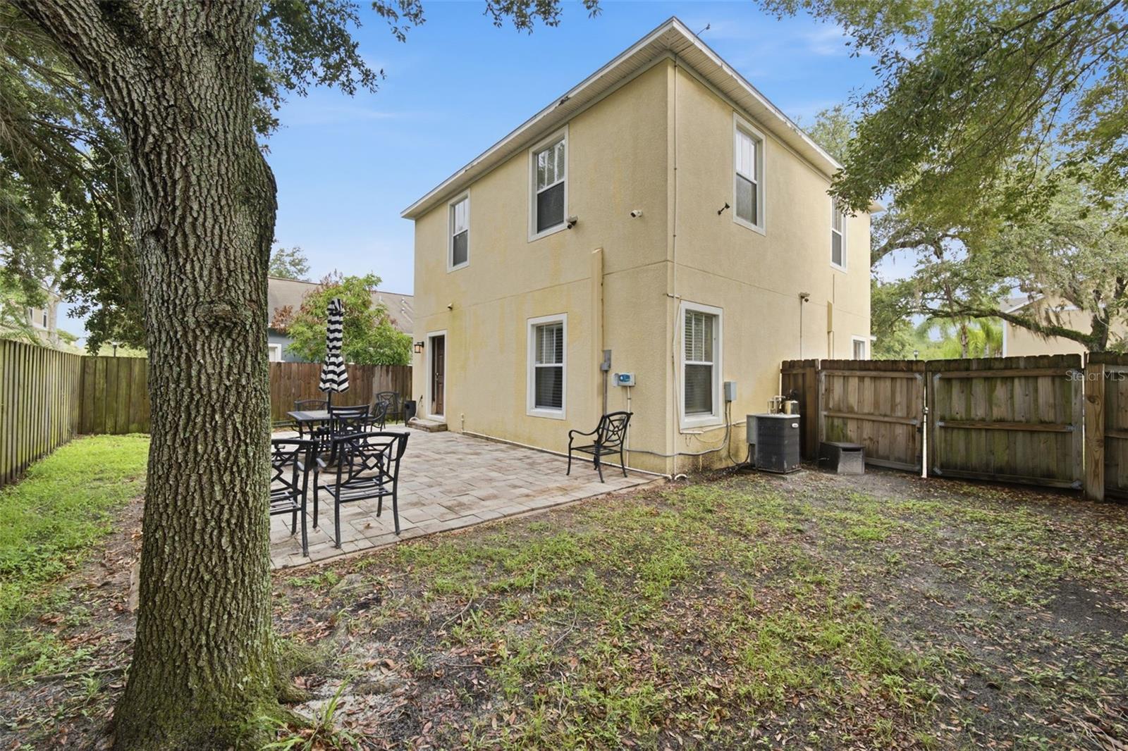 205 E KIRBY ST