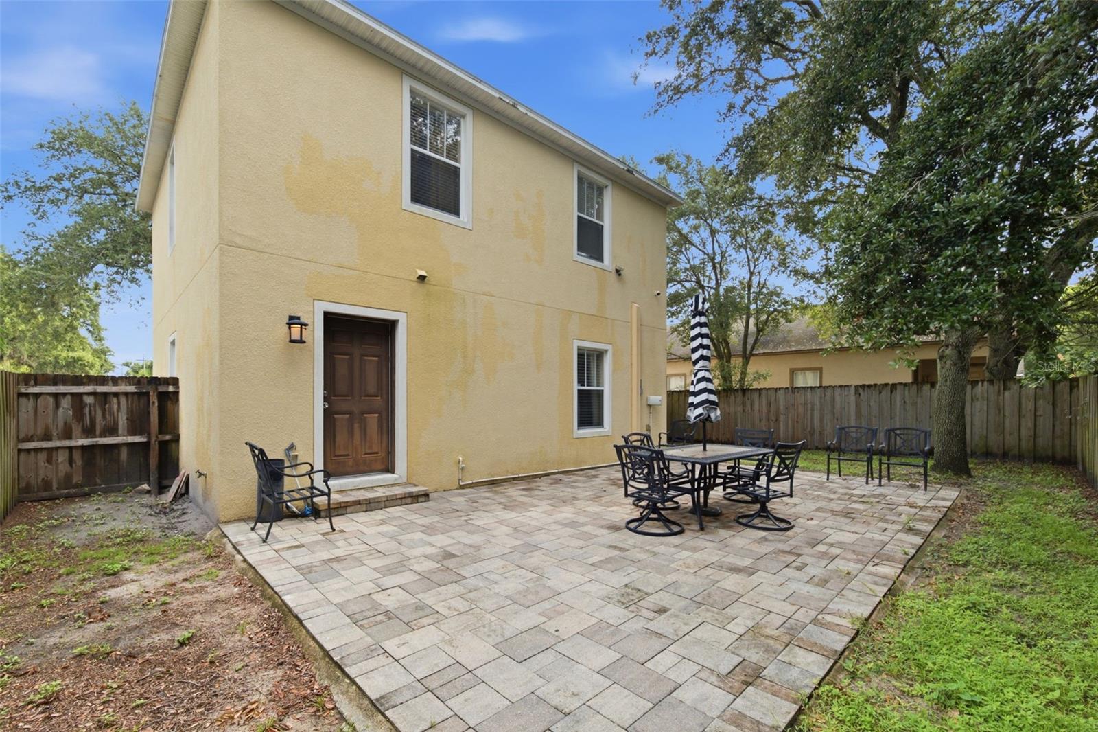 205 E KIRBY ST