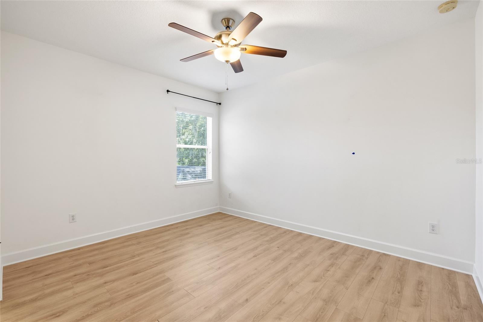 15910 TERNGLADE DR