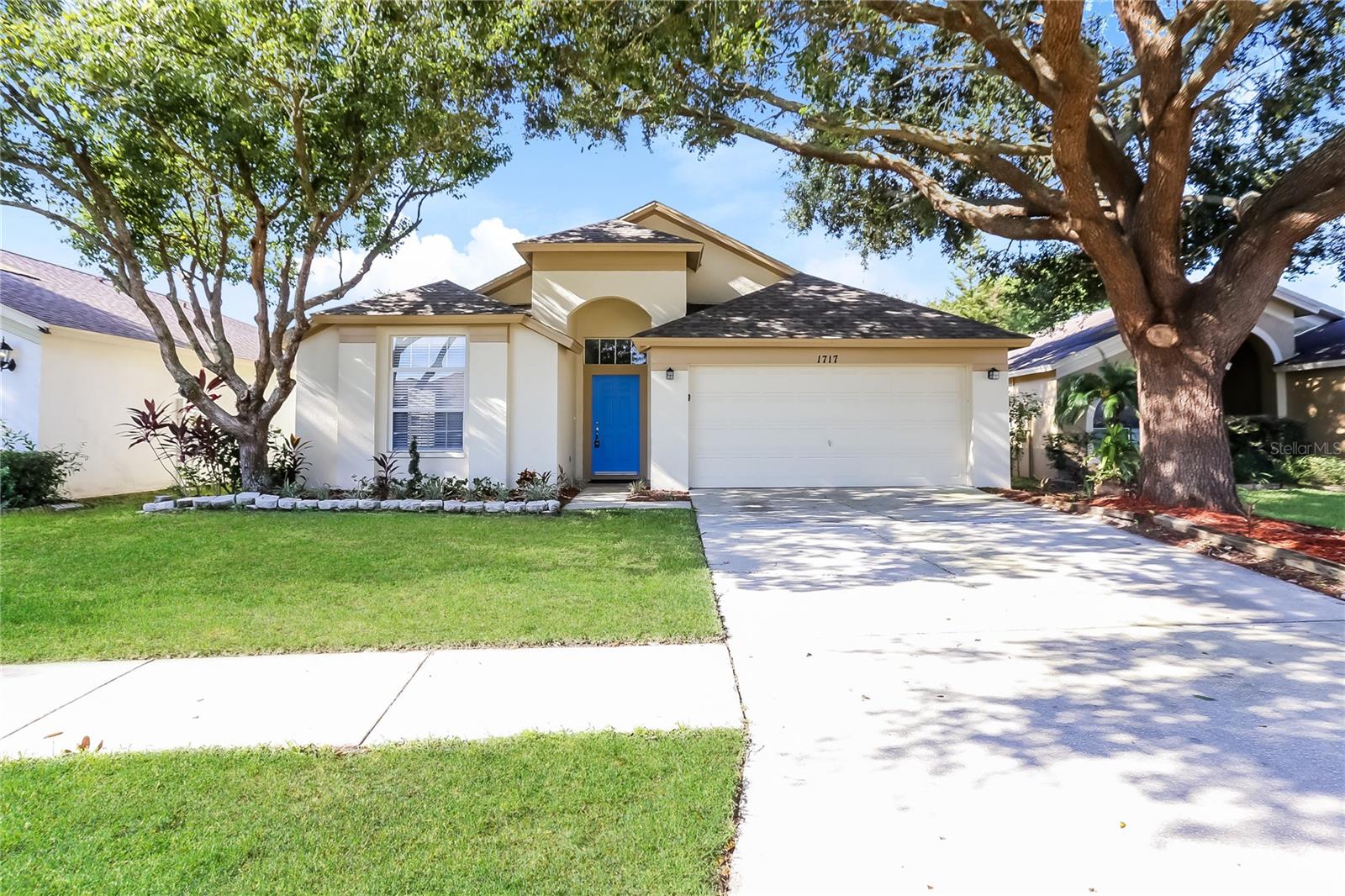 1717 Erin Brooke Dr, Valrico