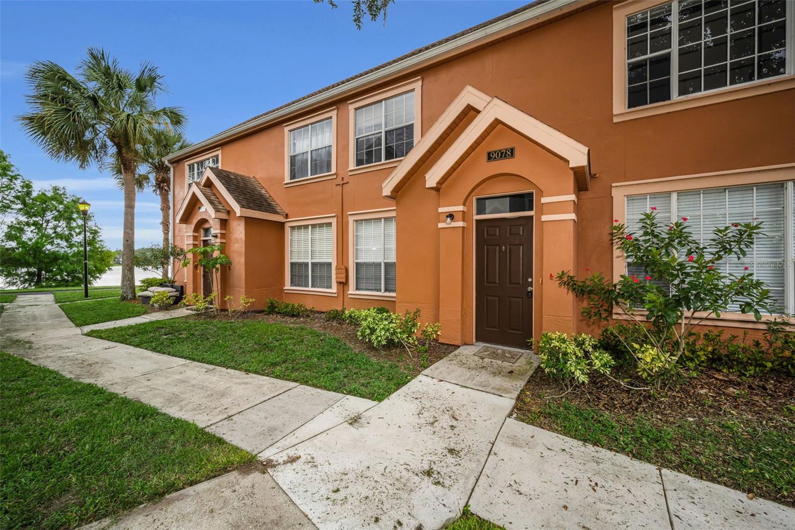 9078 Lake Chase Island Way #9078, Tampa