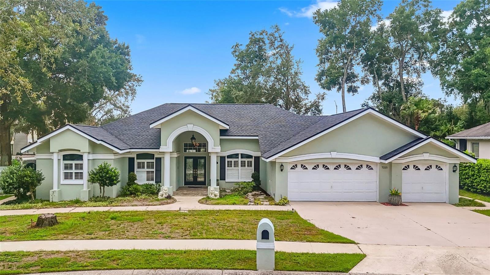 7225 River Forest Ln, Temple Terrace