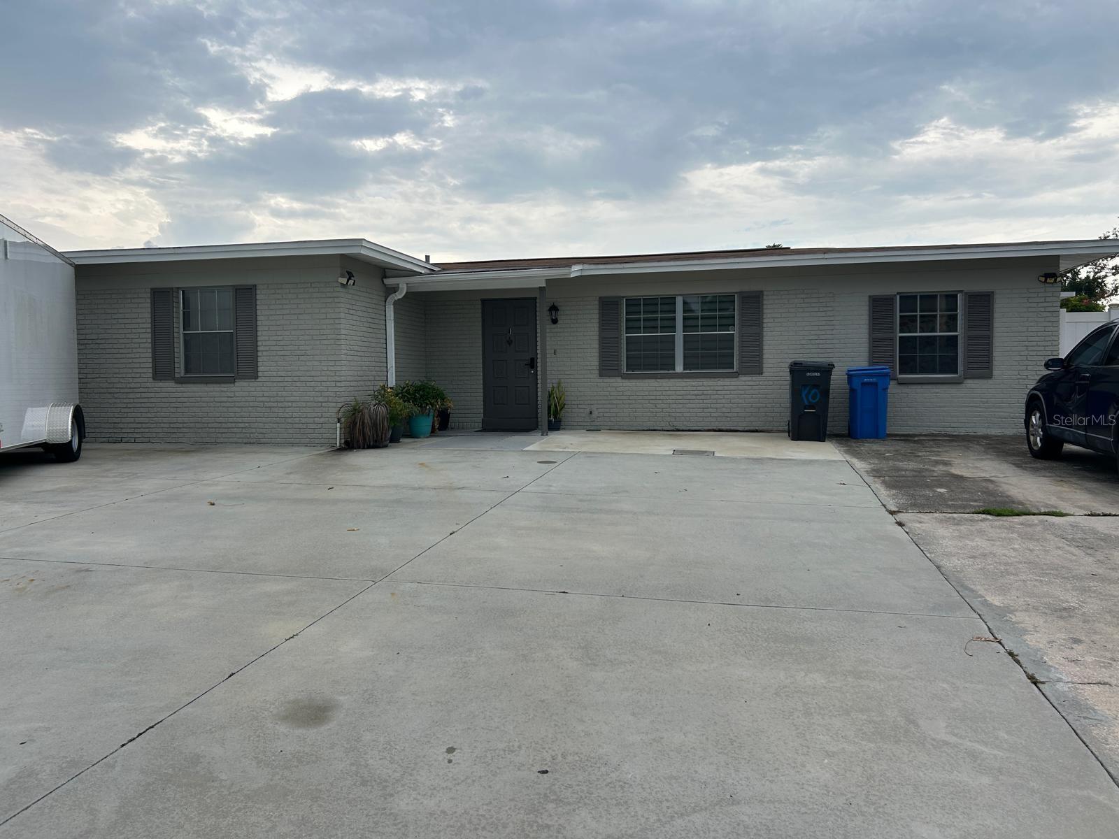 6503 Dovewood Pl, Tampa