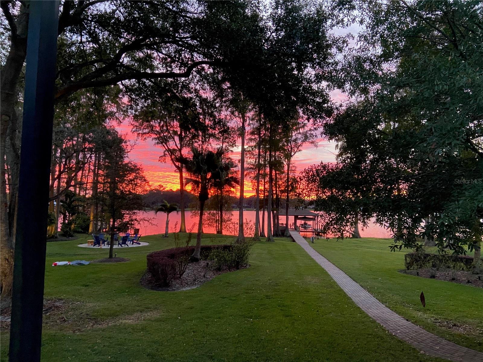 3704 Swans Landing Dr, Land O Lakes