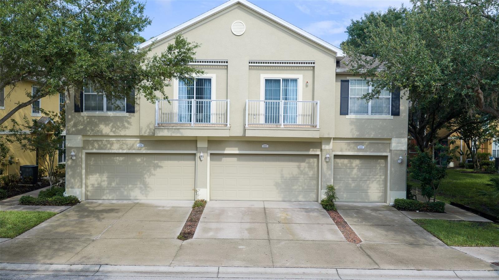 6717 Eagle Feather Dr, Riverview