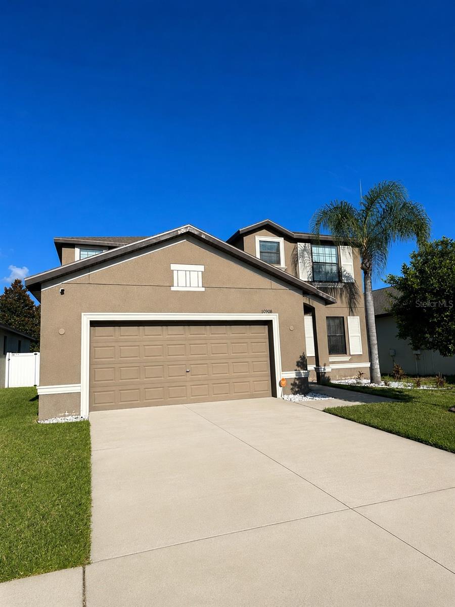 10908 Whittney Chase Dr, Riverview
