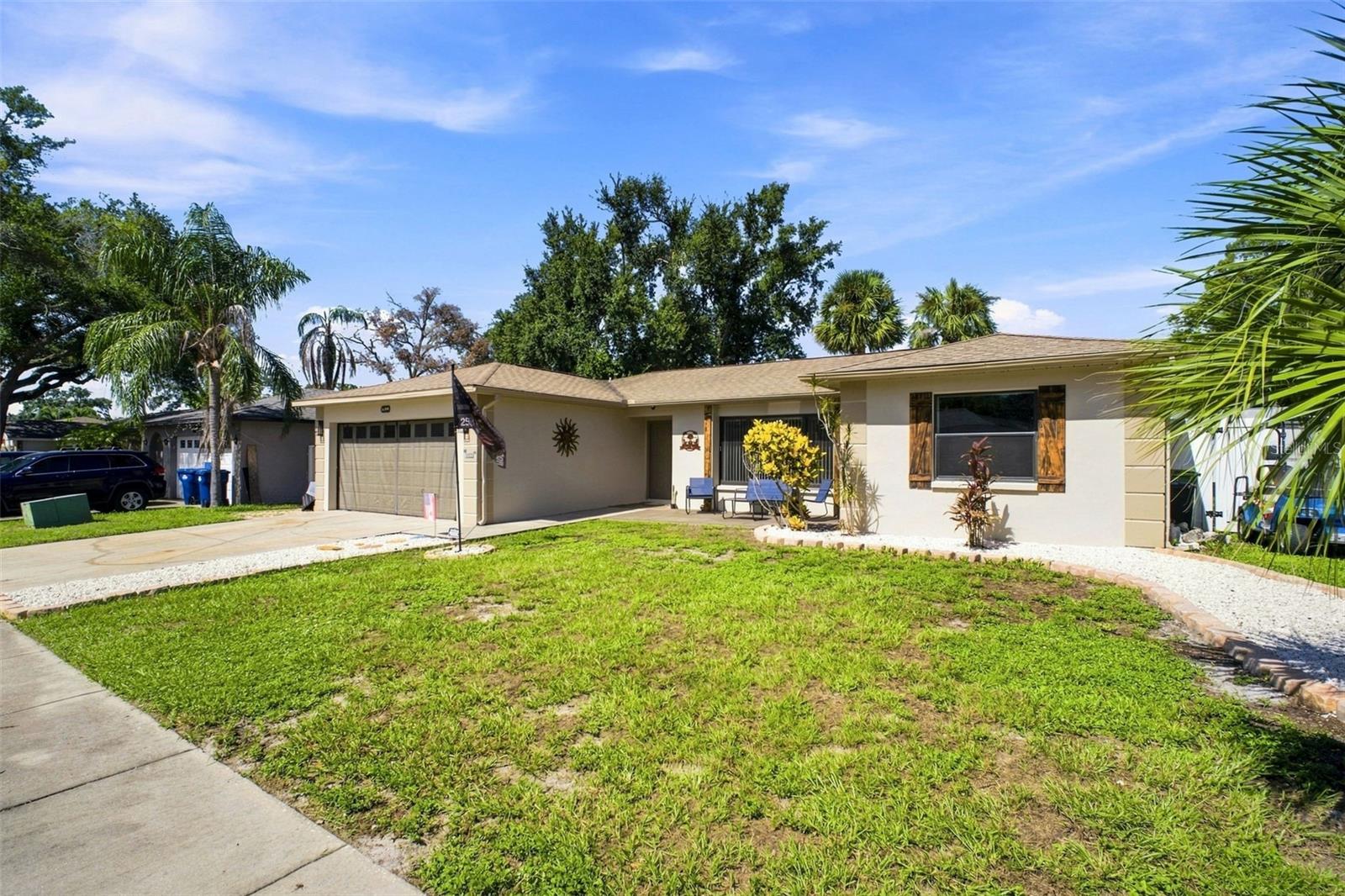 1830 Willow Oak Dr W, Palm Harbor