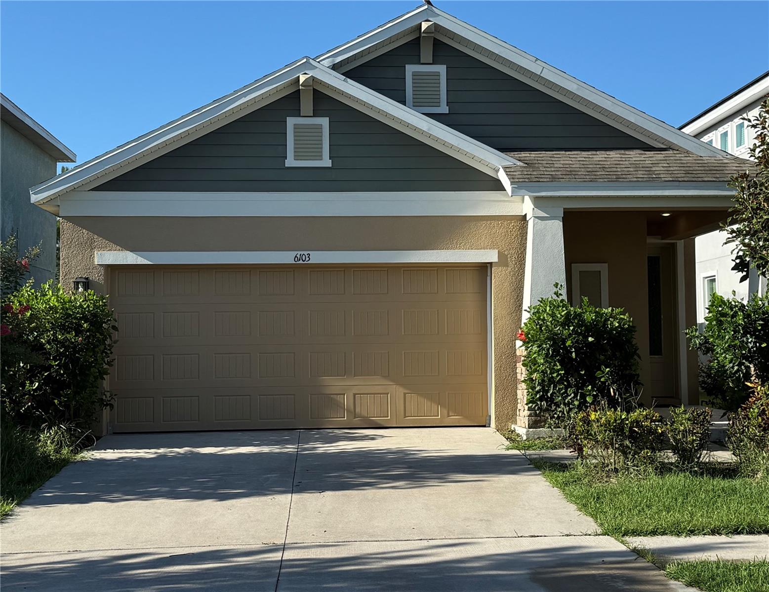 6103 Voyagers Pl, Apollo Beach