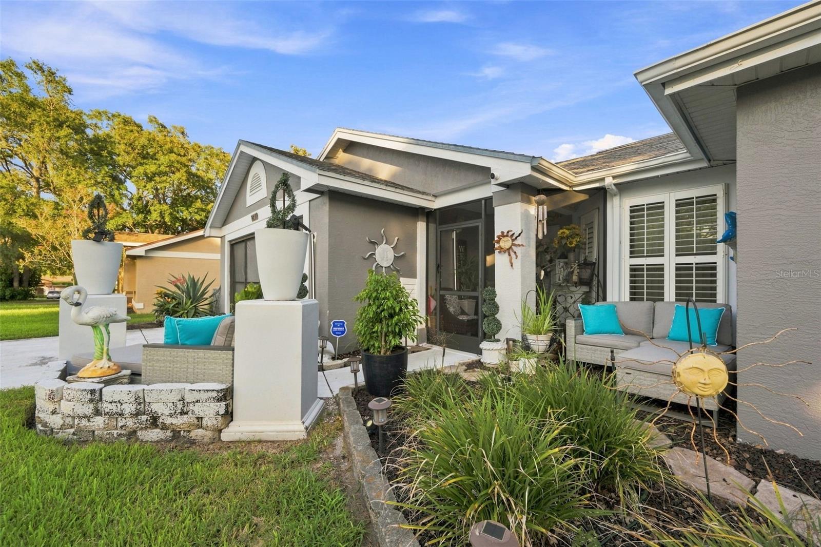 8136 GOLF CLUB CT