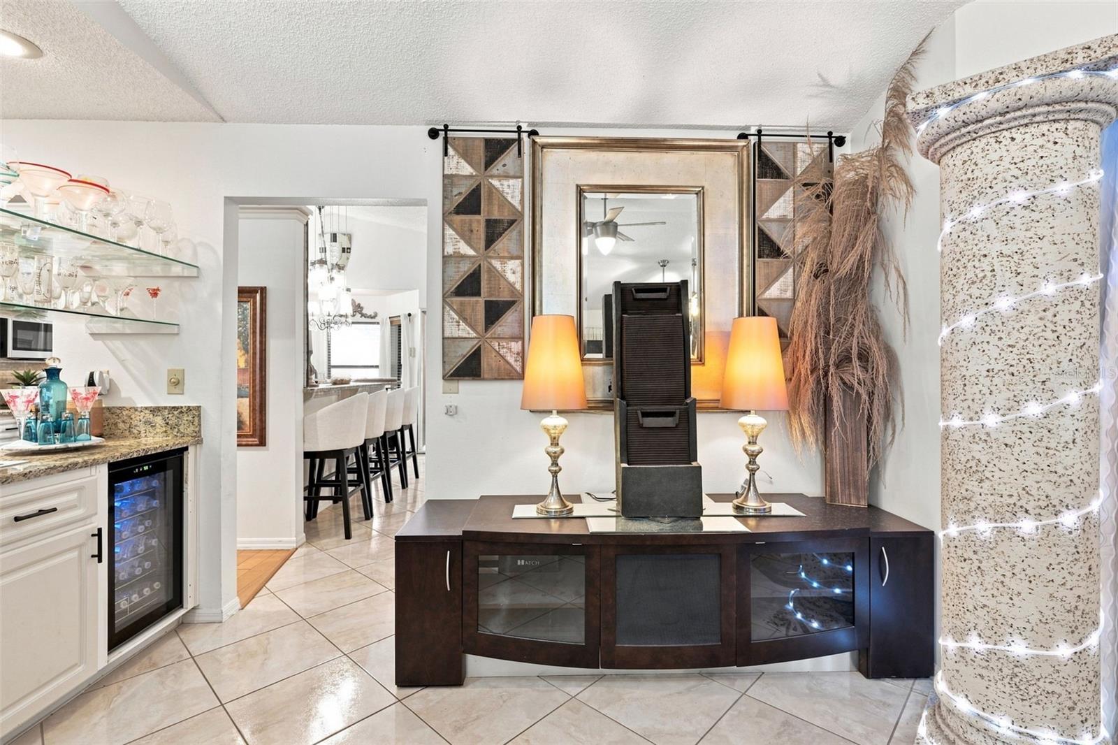 8136 GOLF CLUB CT