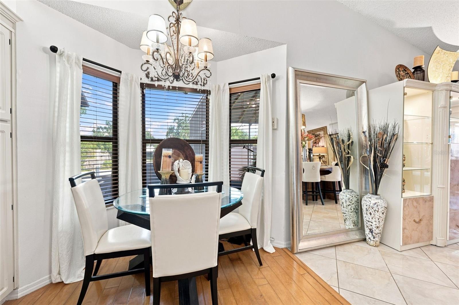 8136 GOLF CLUB CT