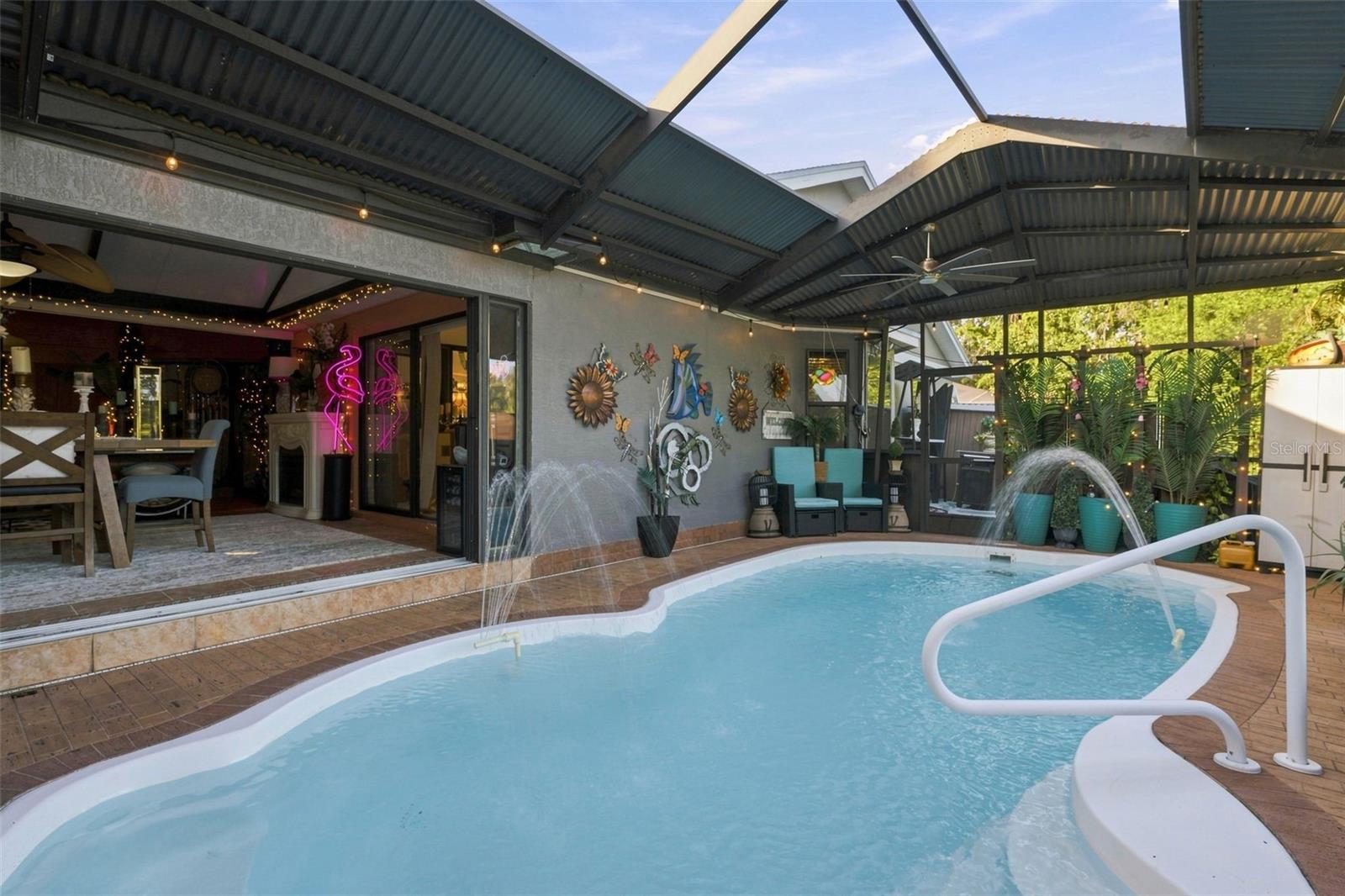 8136 GOLF CLUB CT