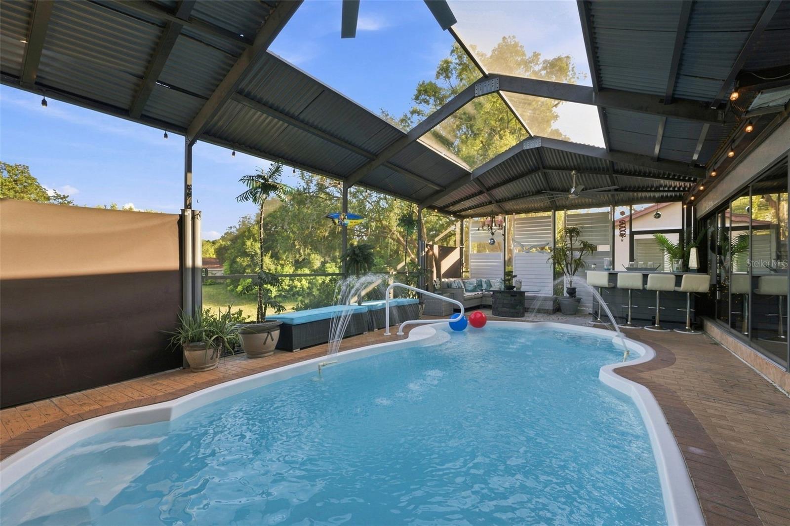8136 GOLF CLUB CT