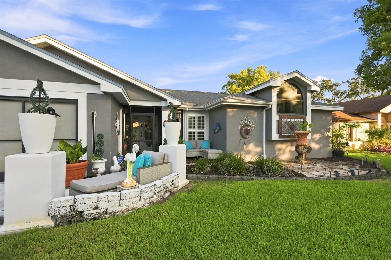 8136 GOLF CLUB CT