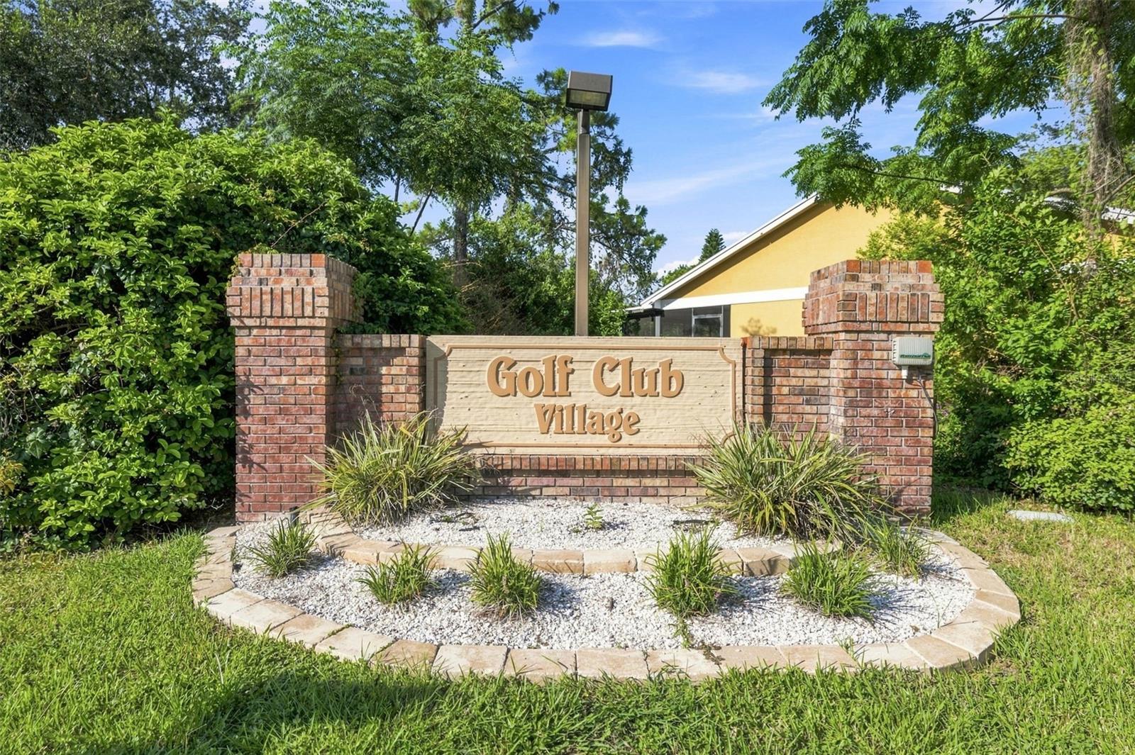 8136 GOLF CLUB CT