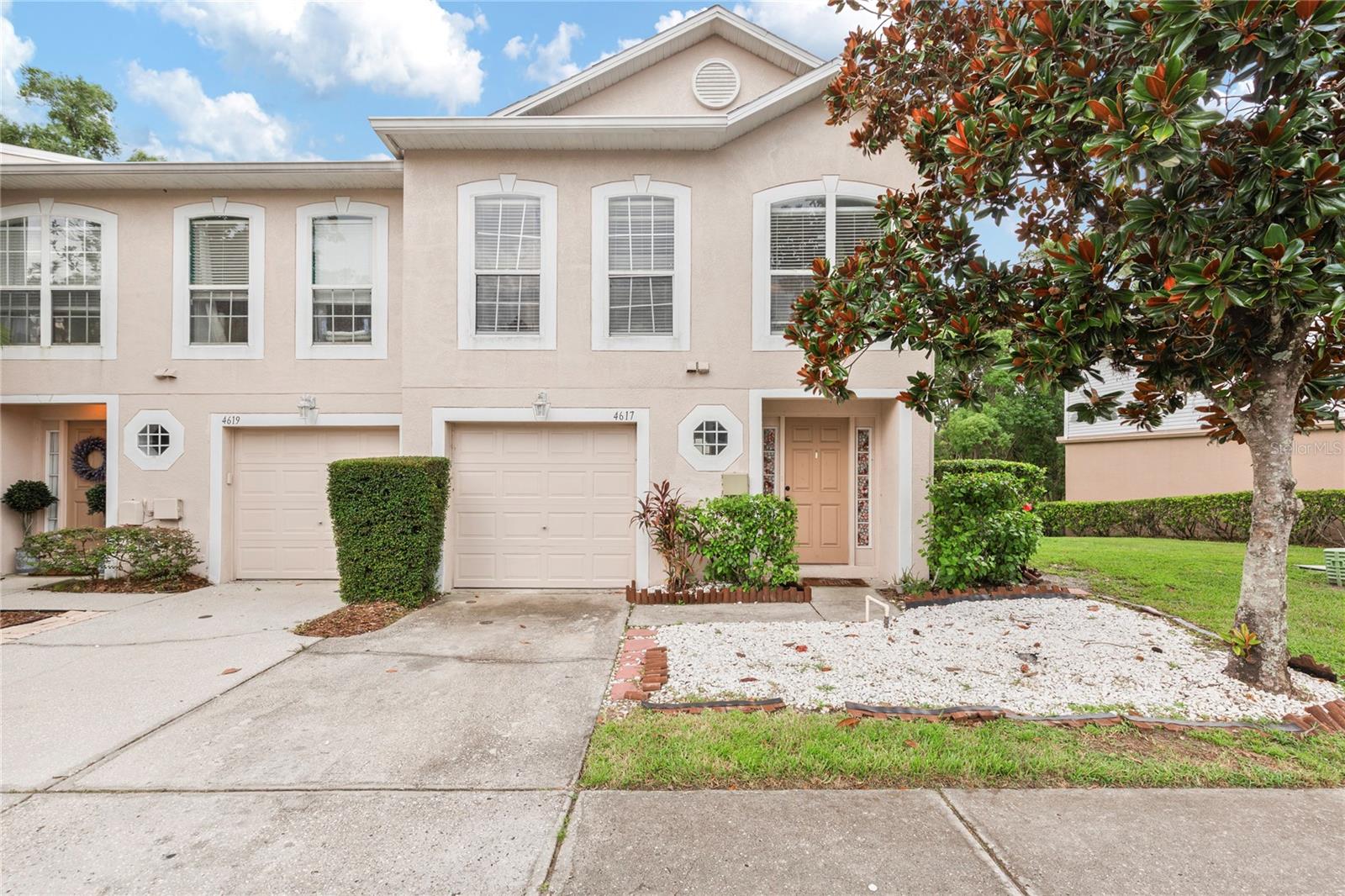 4617 Ashburn Square Dr, Tampa