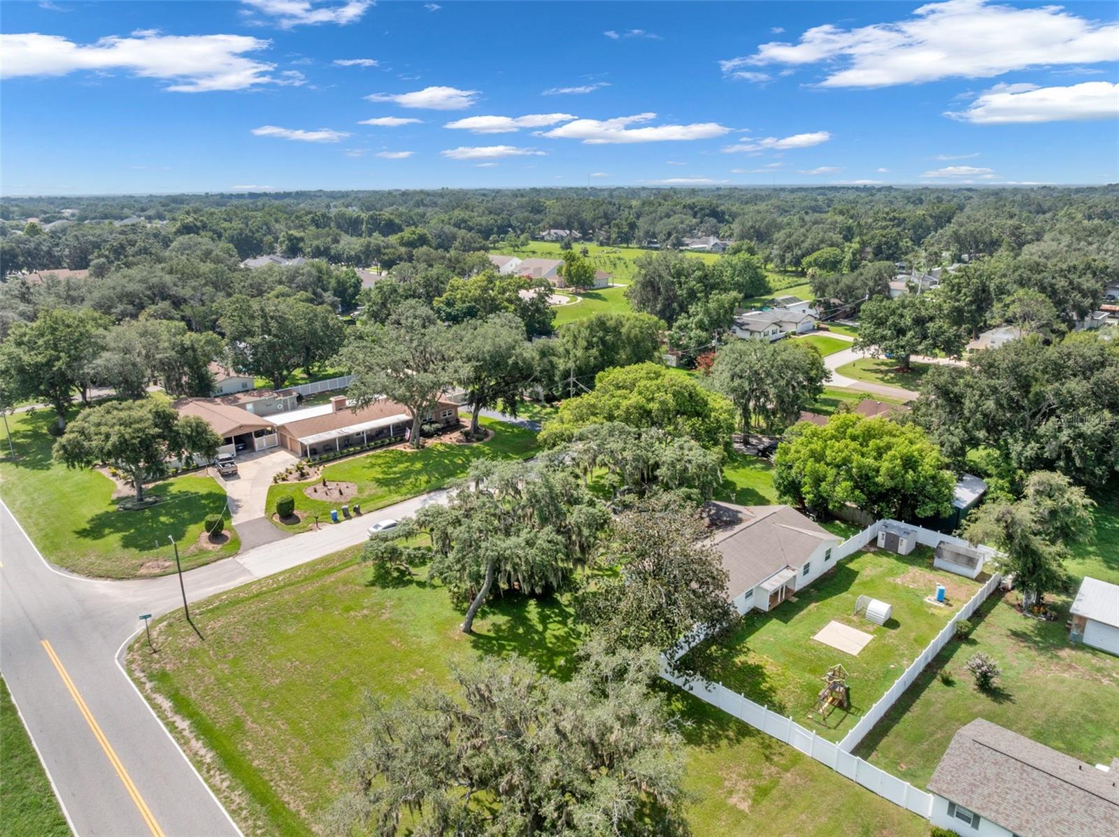 1002 KAY JEAN DR