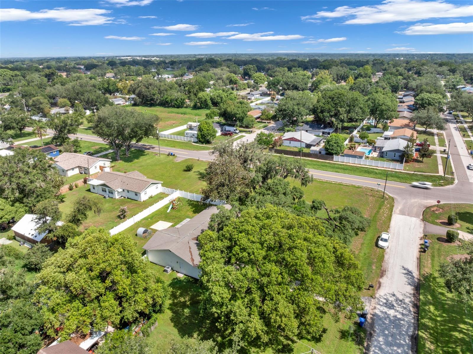1002 KAY JEAN DR