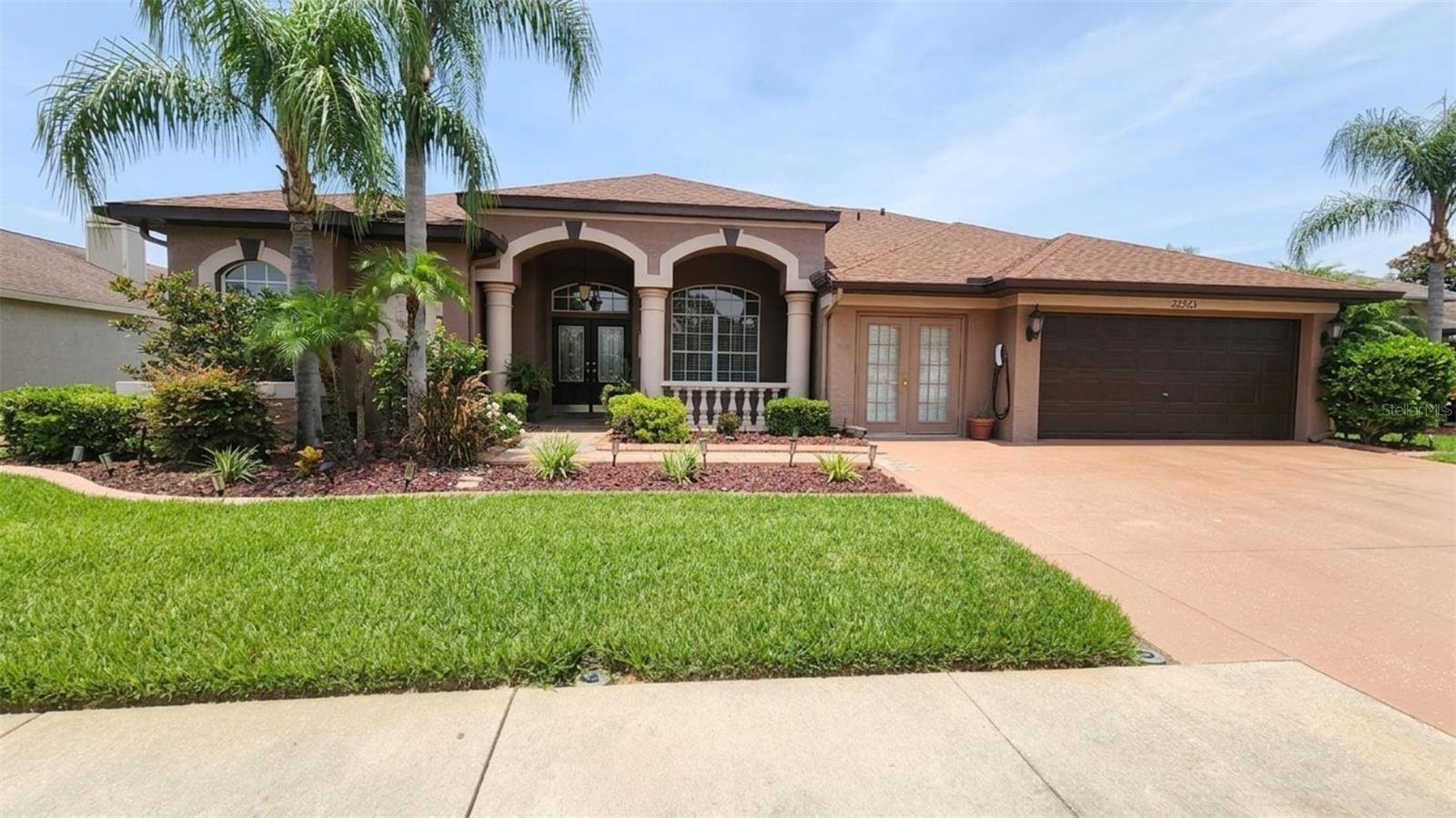 22523 Willow Lakes Dr, Lutz