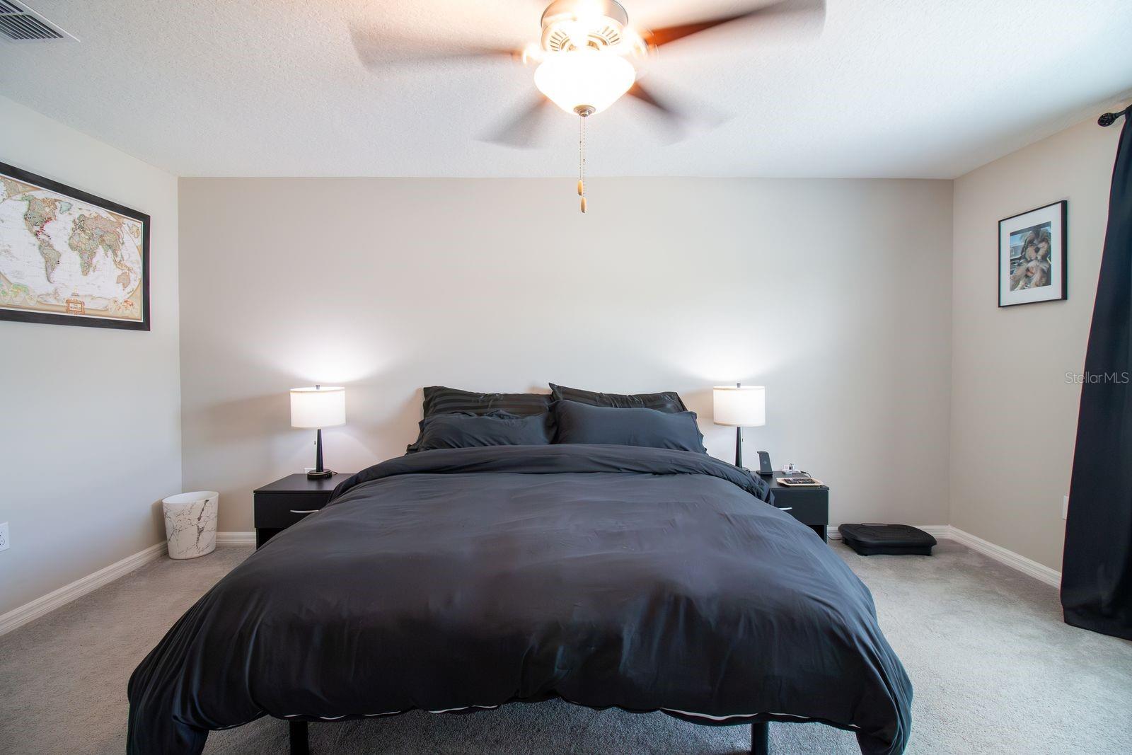 5466 BLUE AZURE DR