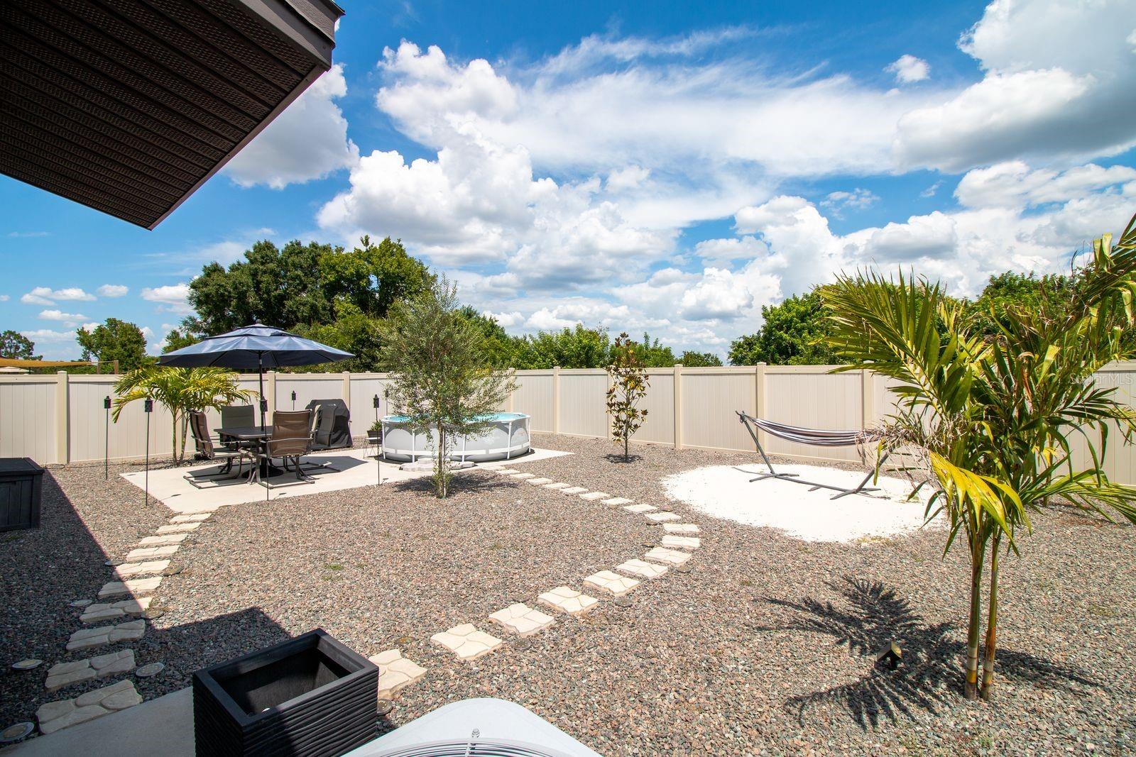 5466 BLUE AZURE DR