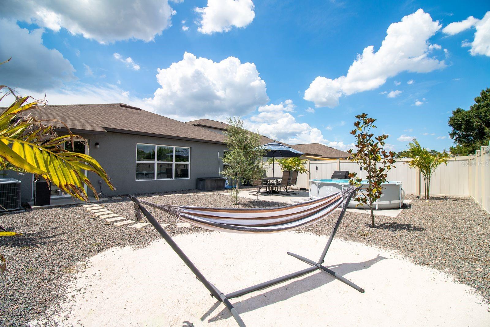 5466 BLUE AZURE DR