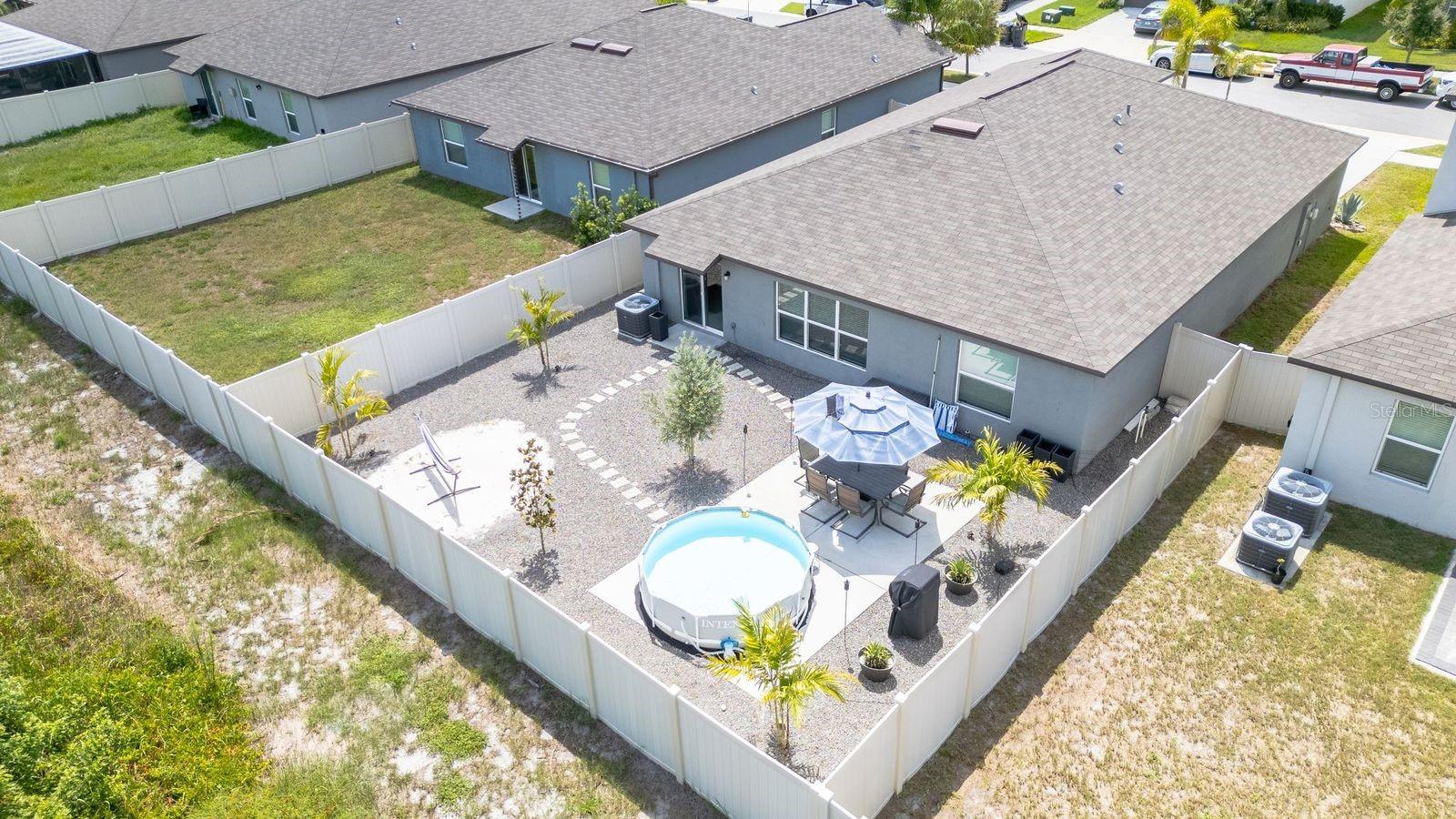 5466 BLUE AZURE DR