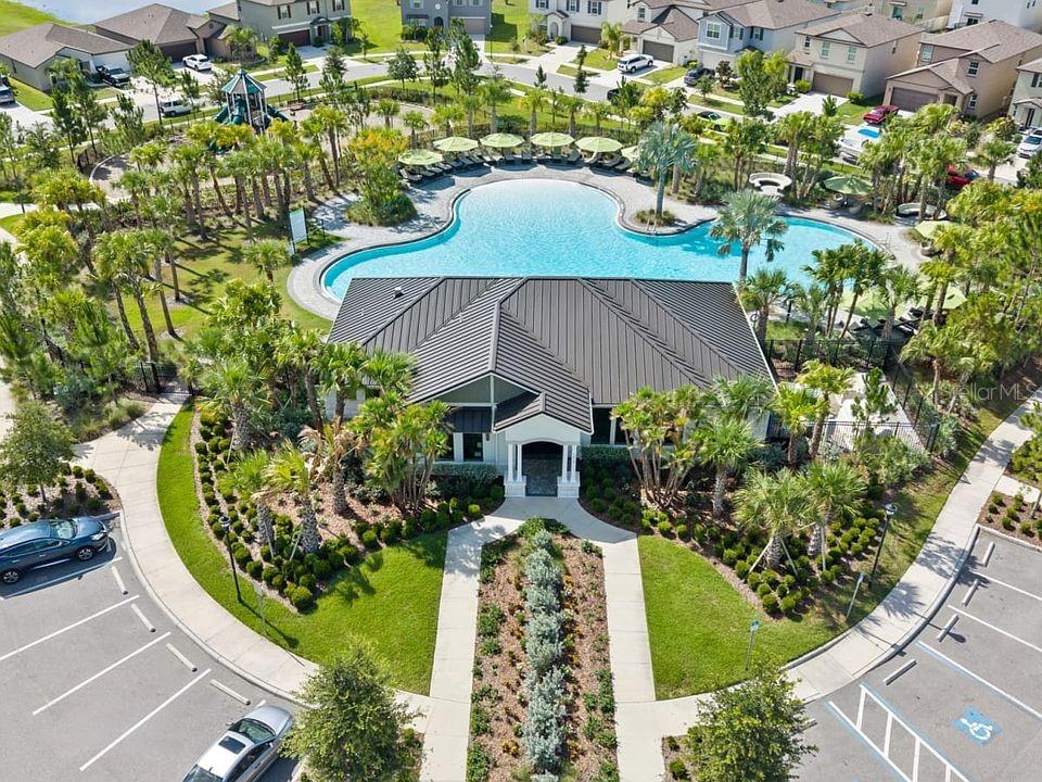 5466 BLUE AZURE DR