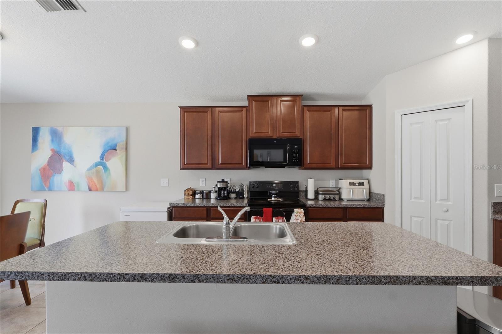 9626 SAGE CREEK DR