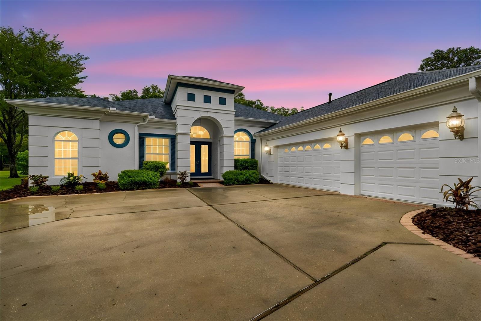 21105 Lake Vienna Dr, Land O Lakes