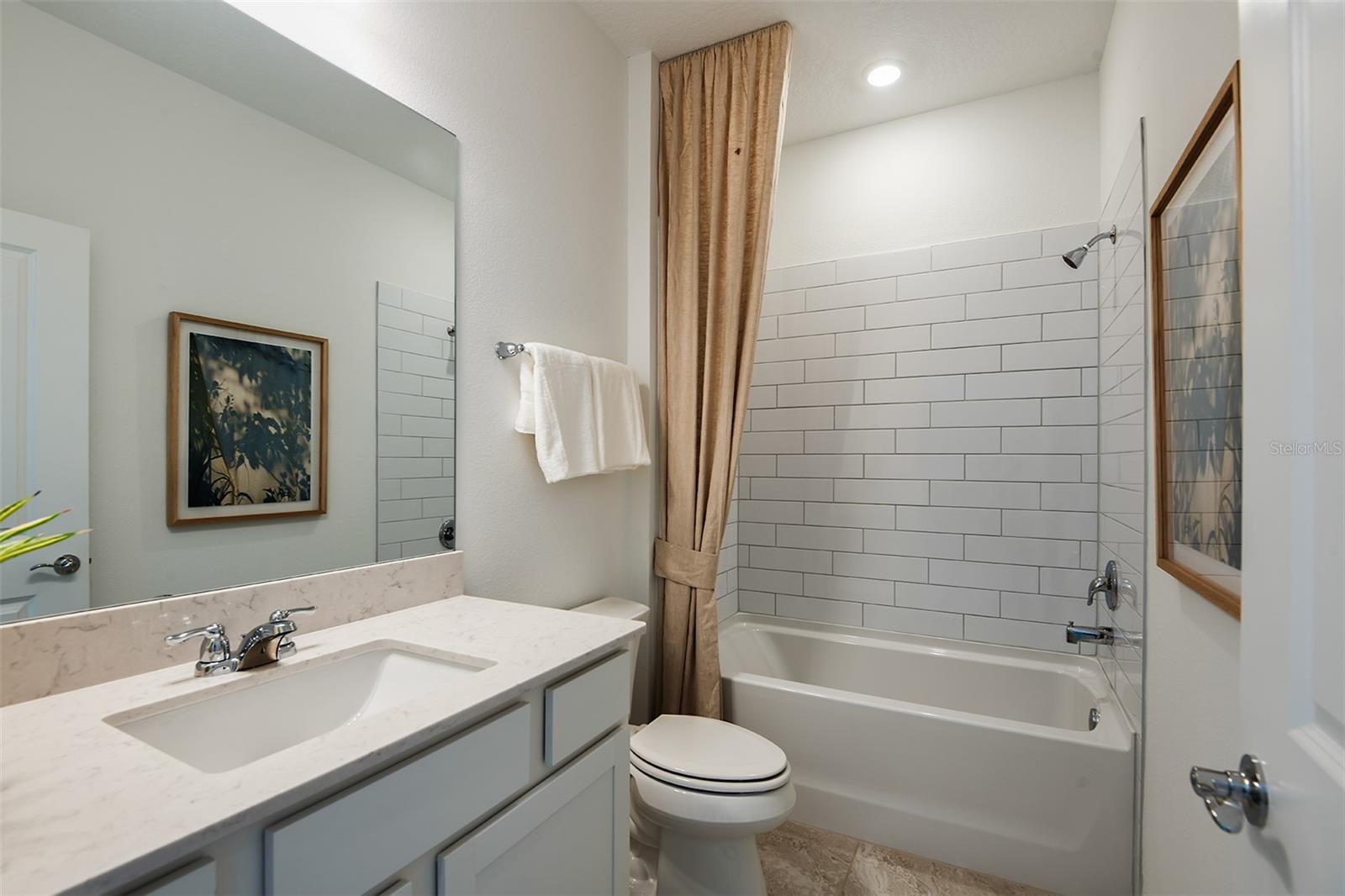 11124 SYCAMORE GLEN LOOP