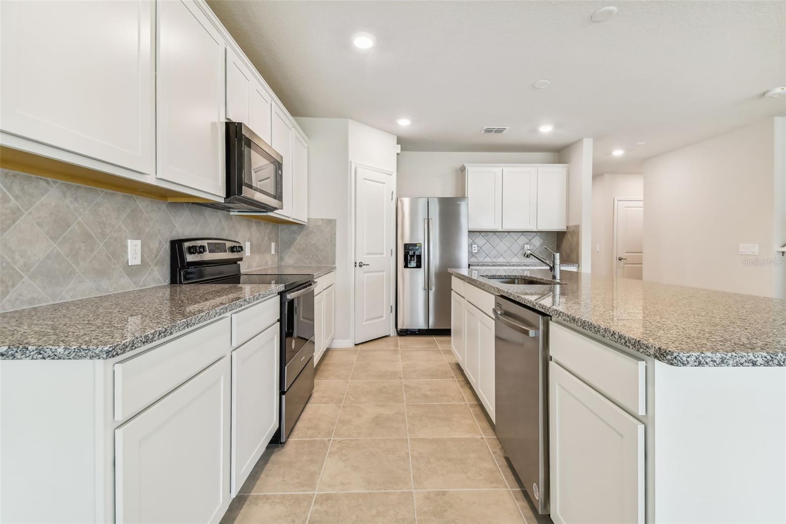 11129 SYCAMORE GLEN LOOP