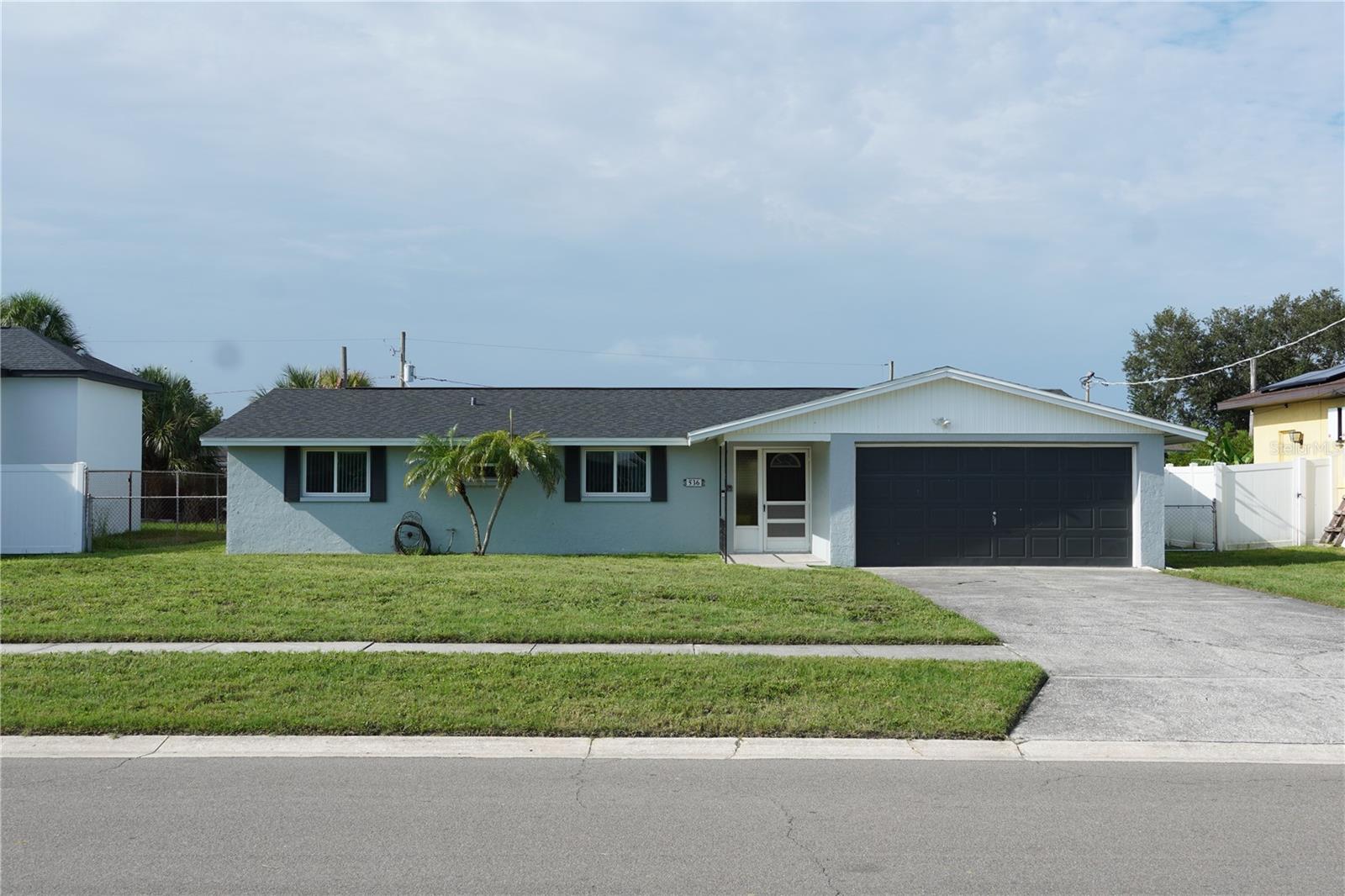 536 Flamingo Dr, Apollo Beach
