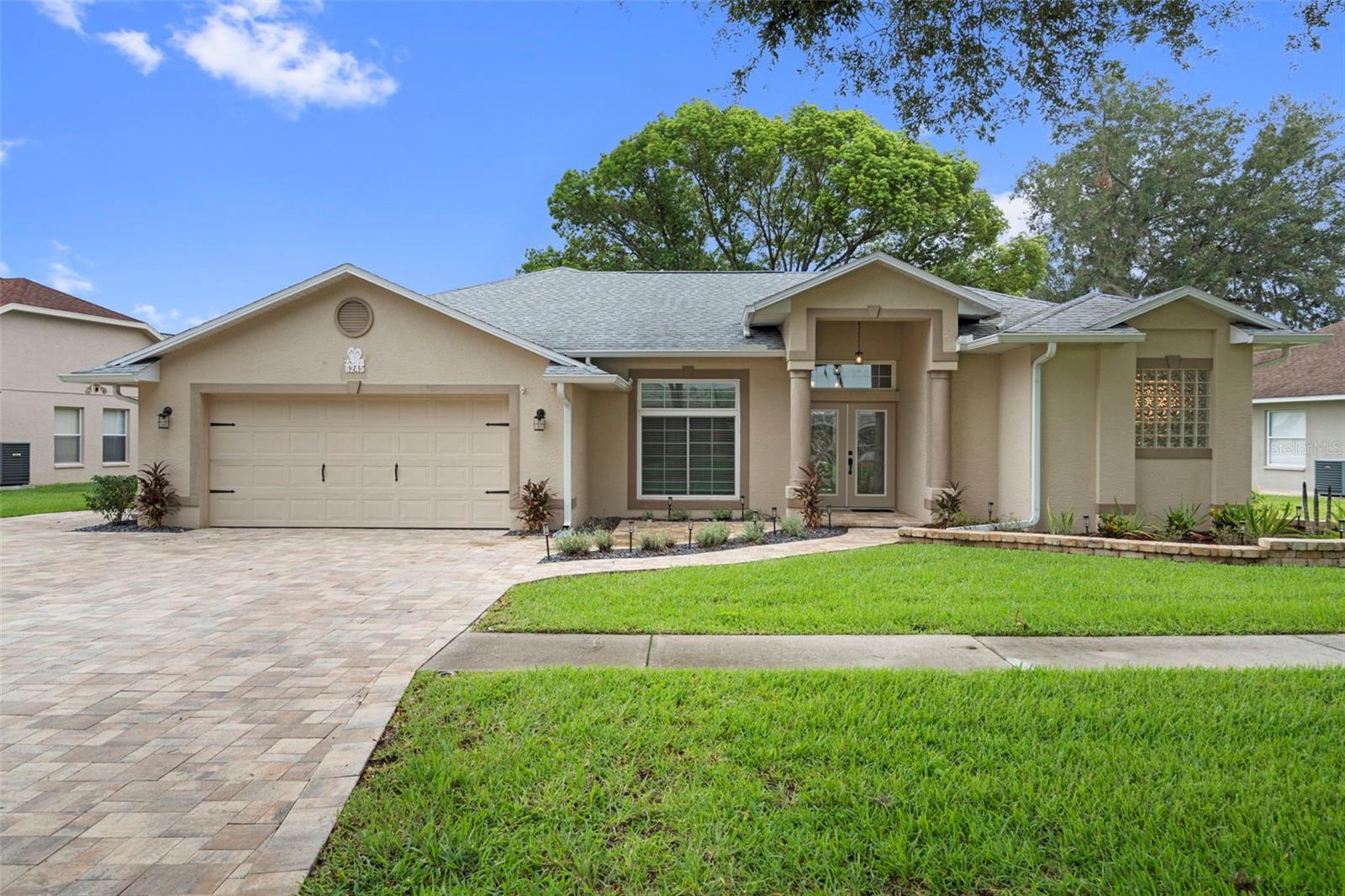 6245 Silver Oaks Dr, Zephyrhills
