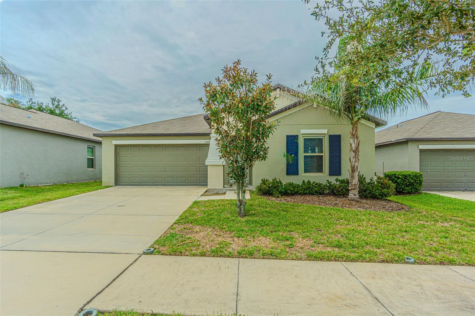 13009 Majestic Garden Ln, Riverview