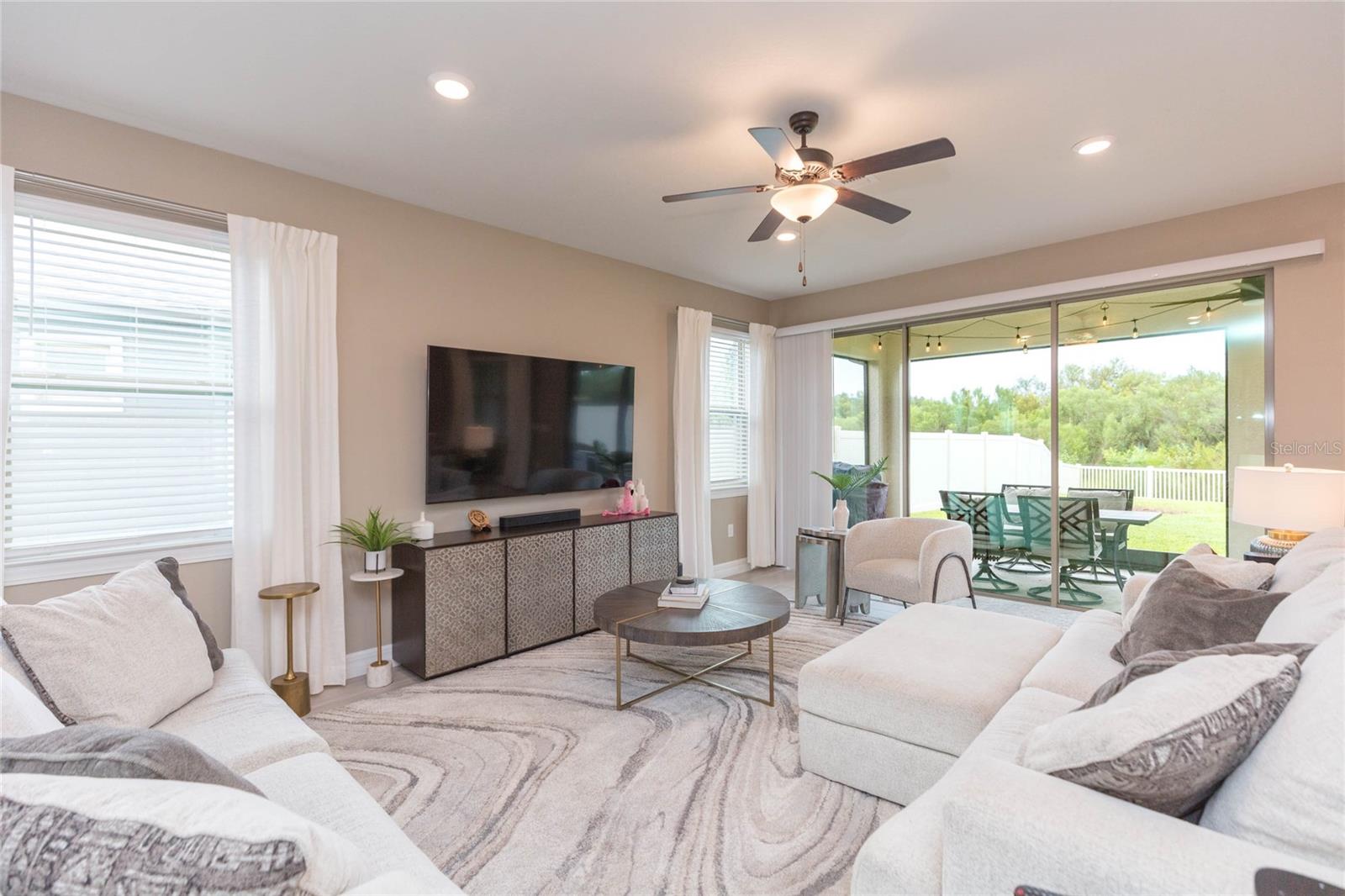 7430 POOL COMPASS LOOP