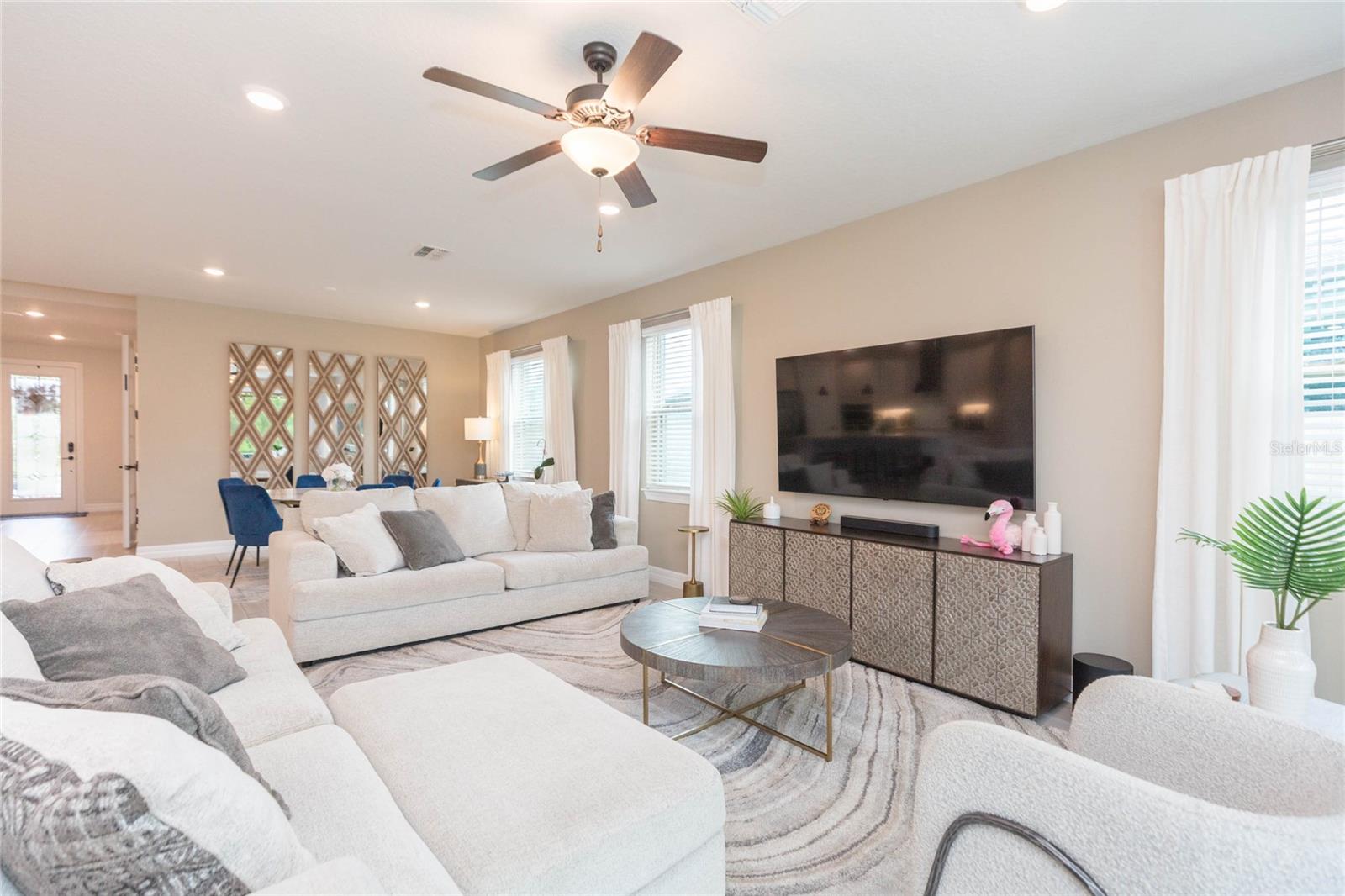 7430 POOL COMPASS LOOP