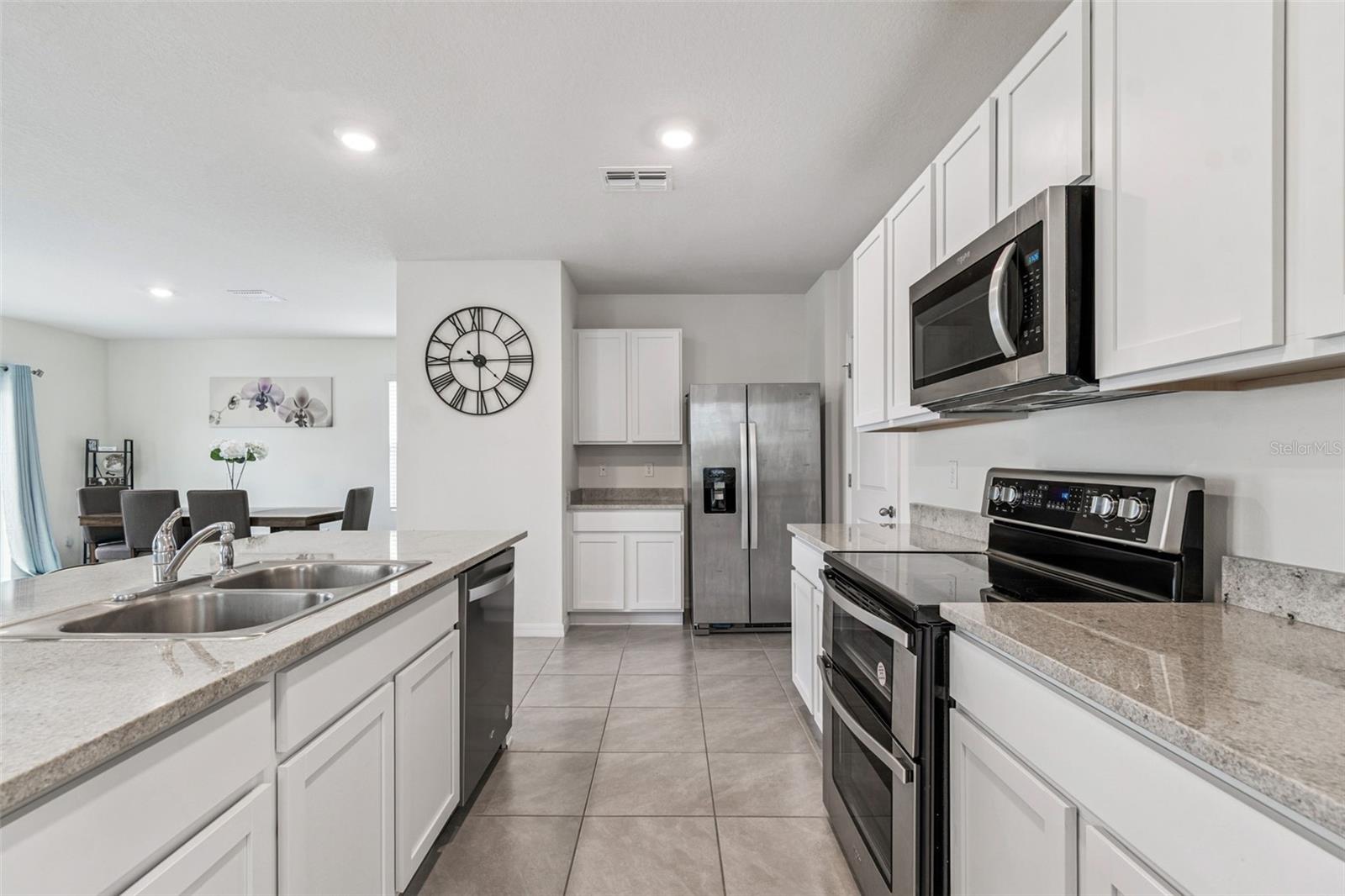 5667 CHORLEYWOOD LN