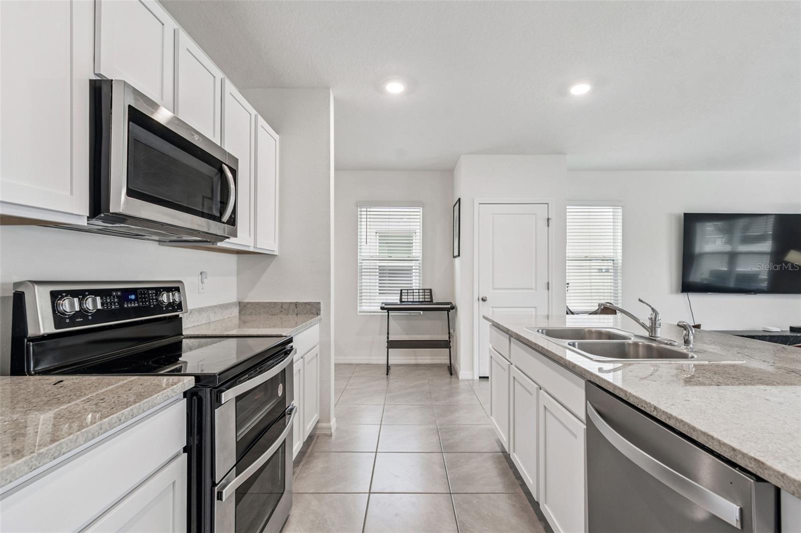 5667 CHORLEYWOOD LN