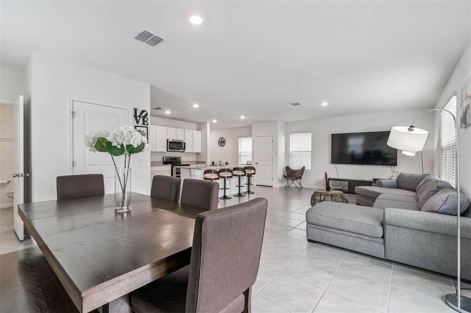 5667 CHORLEYWOOD LN